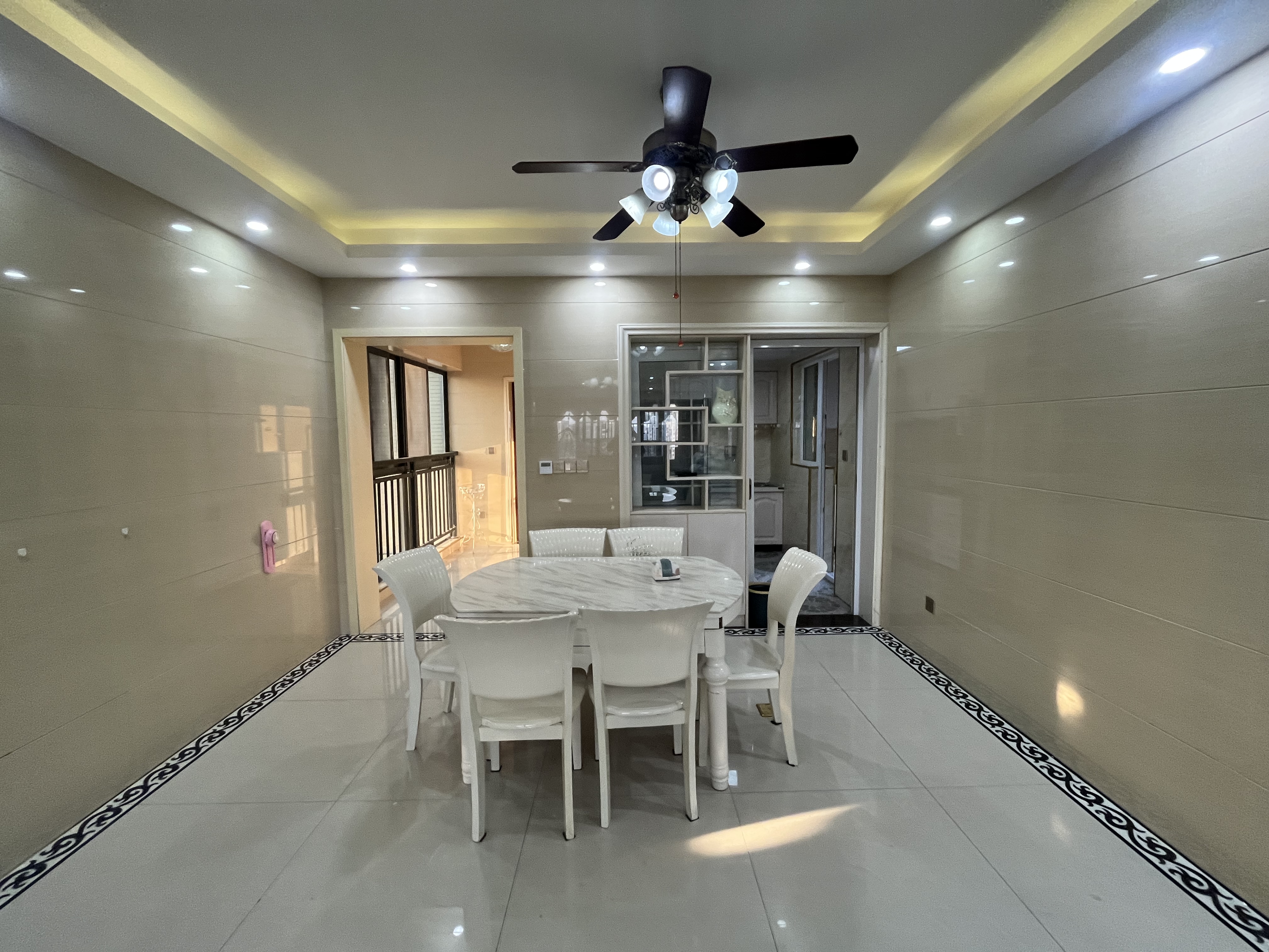 美的城二期 3室2厅2卫 57.8万 美的城二期 3室2厅2卫 57.8万室内图