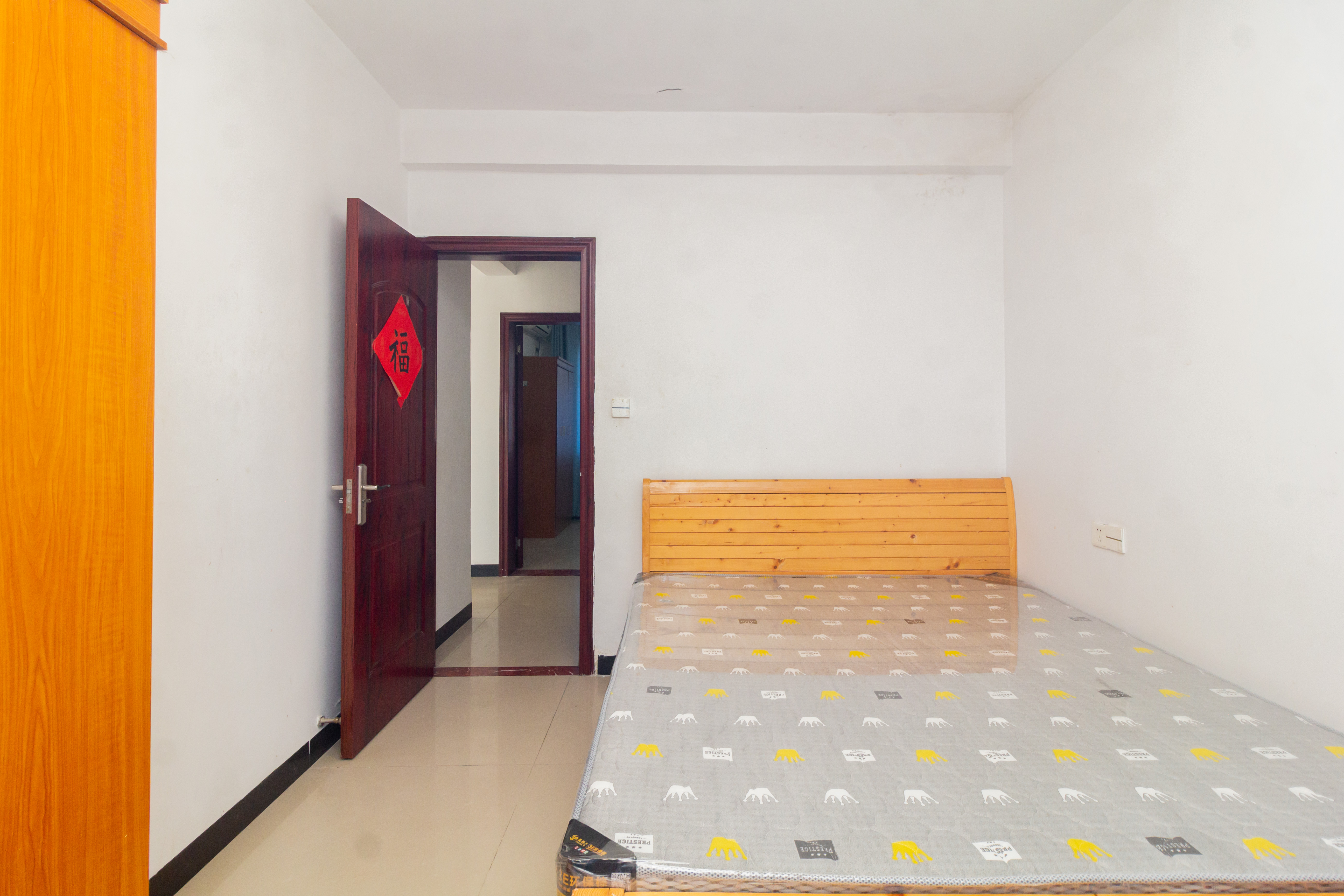 中国铁建国际城二期  3室2厅1卫    60.0万 中国铁建国际城二期  3室2厅1卫    60.0万卧室