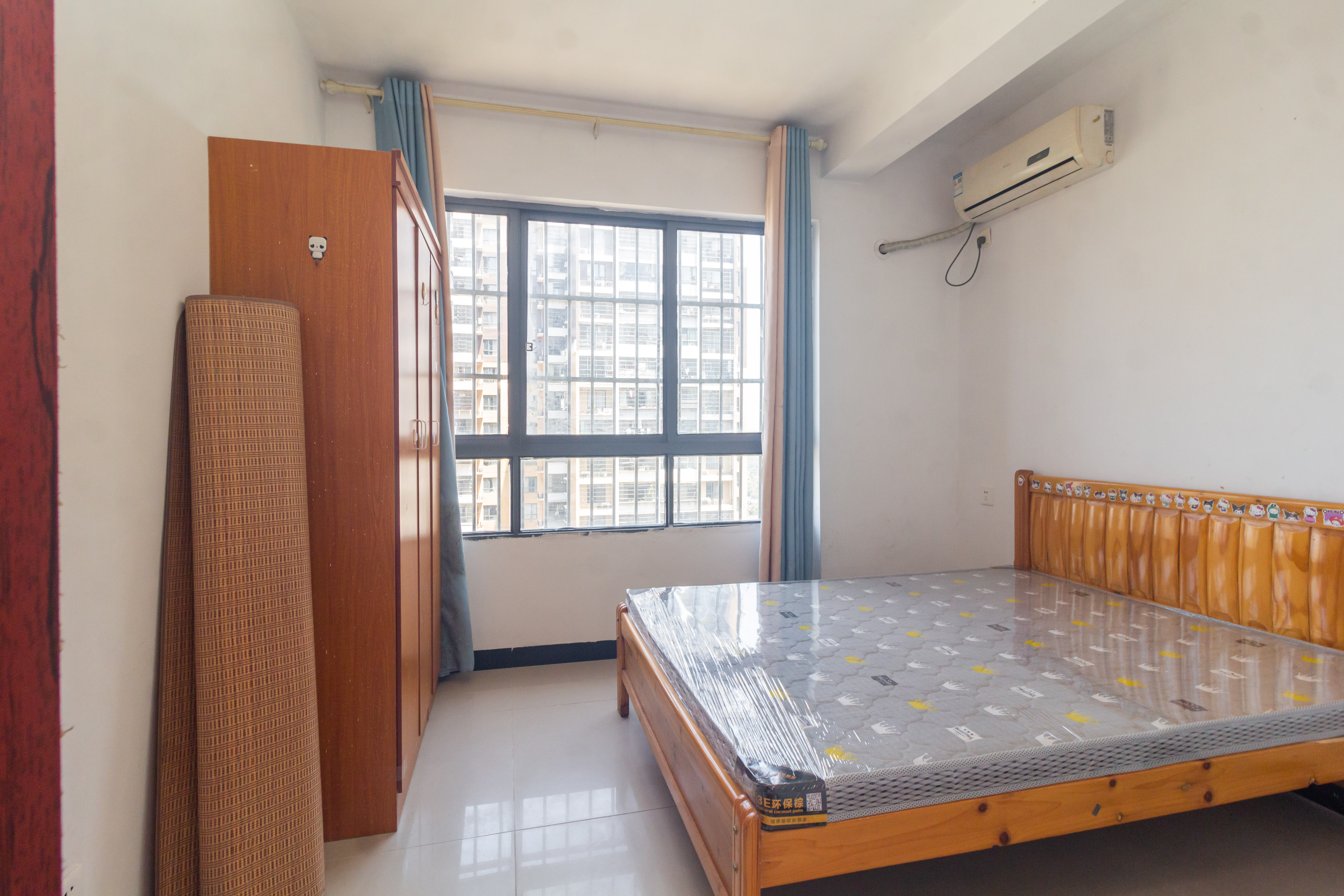 中国铁建国际城二期  3室2厅1卫    60.0万 中国铁建国际城二期  3室2厅1卫    60.0万卧室