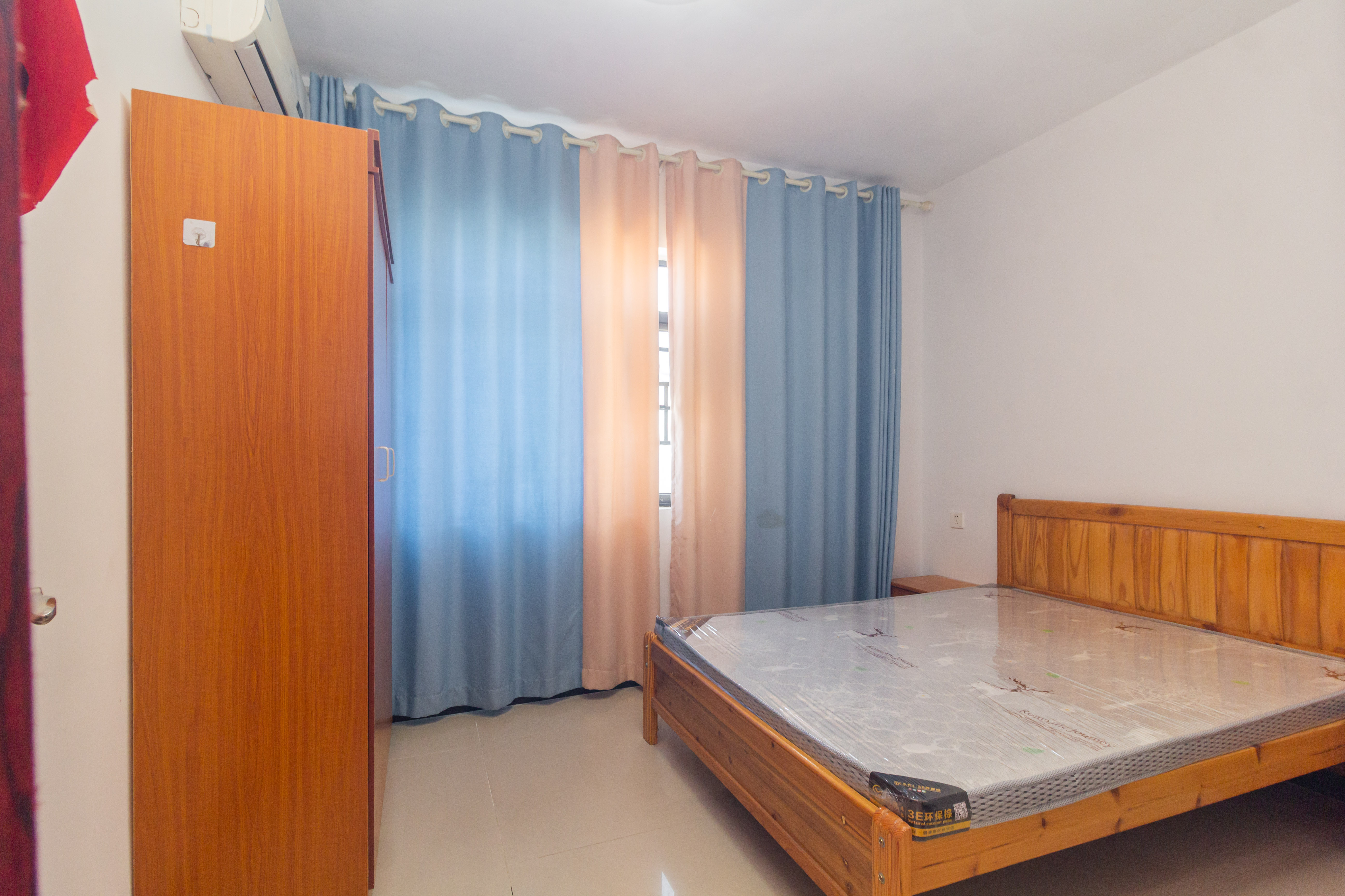 中国铁建国际城二期  3室2厅1卫    60.0万 中国铁建国际城二期  3室2厅1卫    60.0万卧室