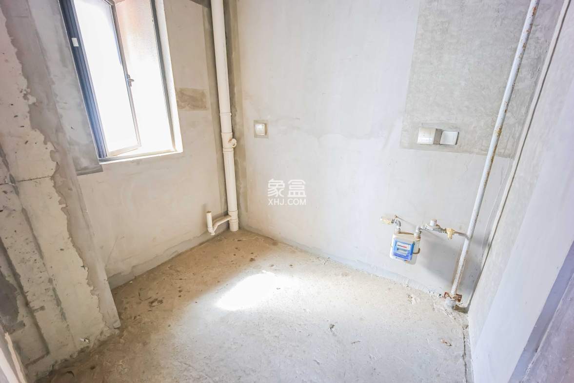 建发中央公园(建发美地)  2室2厅1卫    105.0万 建发中央公园(建发美地)  2室2厅1卫    105.0万厨房