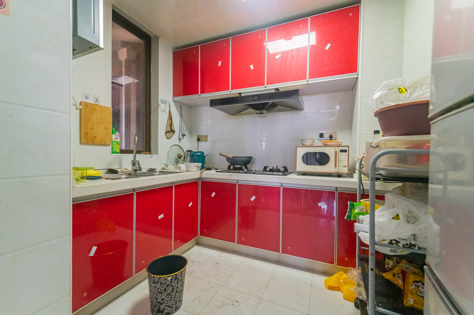 华润置地广场一期 2室1厅1卫 45.0万 华润置地广场一期 2室1厅1卫 45.0万厨房