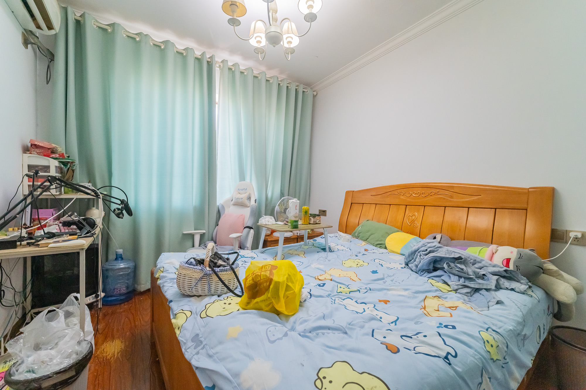 华润置地广场一期 2室1厅1卫 45.0万 华润置地广场一期 2室1厅1卫 45.0万卧室