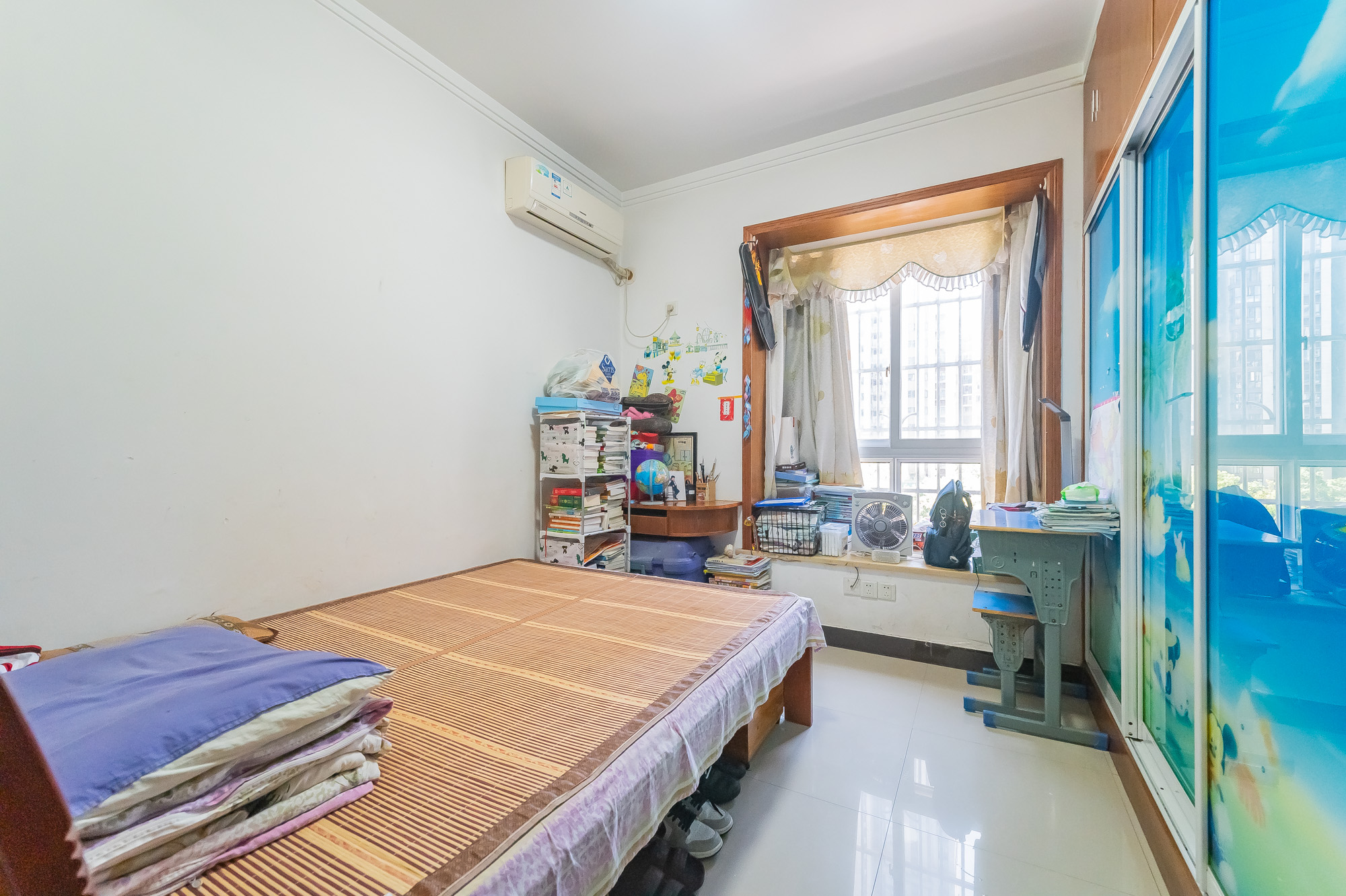 彩都公寓 2室2厅1卫 45.5万 彩都公寓 2室2厅1卫 45.5万卧室