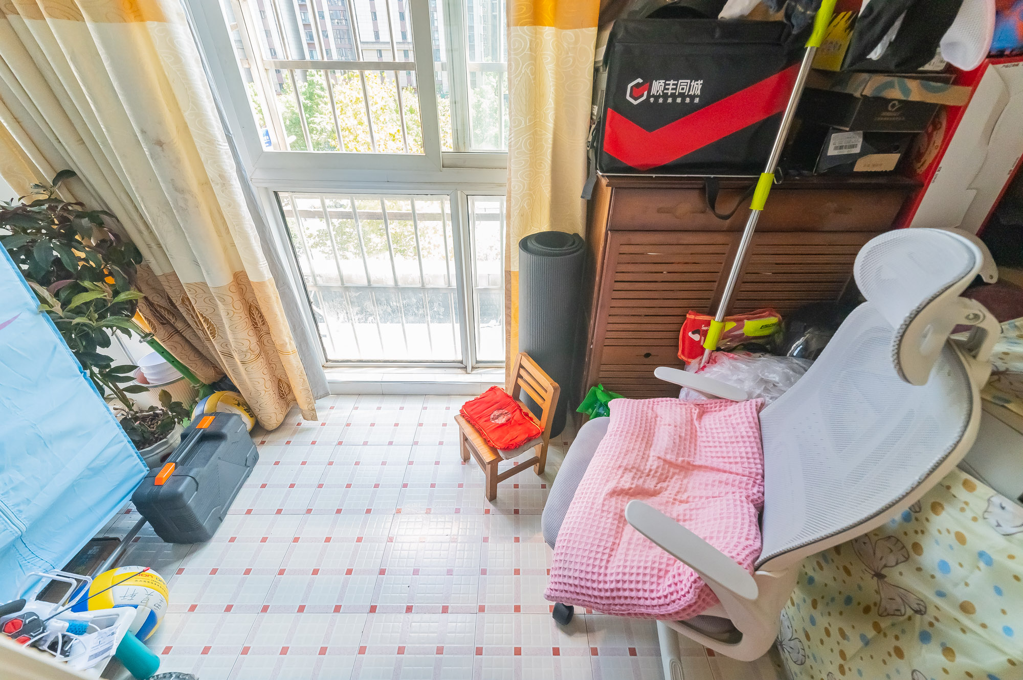 彩都公寓 2室2厅1卫 45.5万 彩都公寓 2室2厅1卫 45.5万阳台