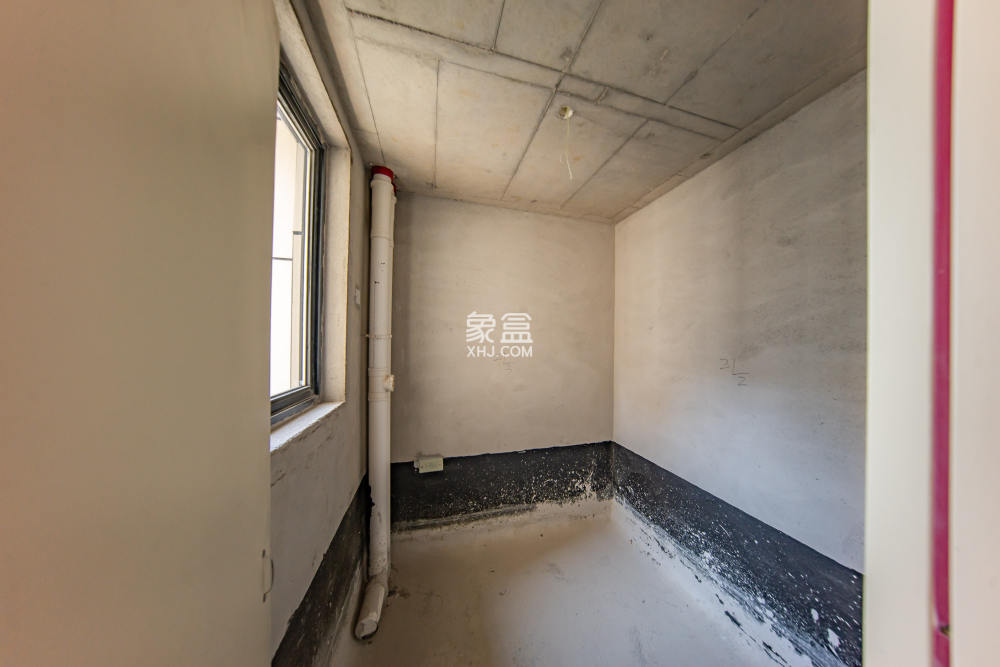 建投象山國際  4室2廳2衛(wèi)   150.00萬