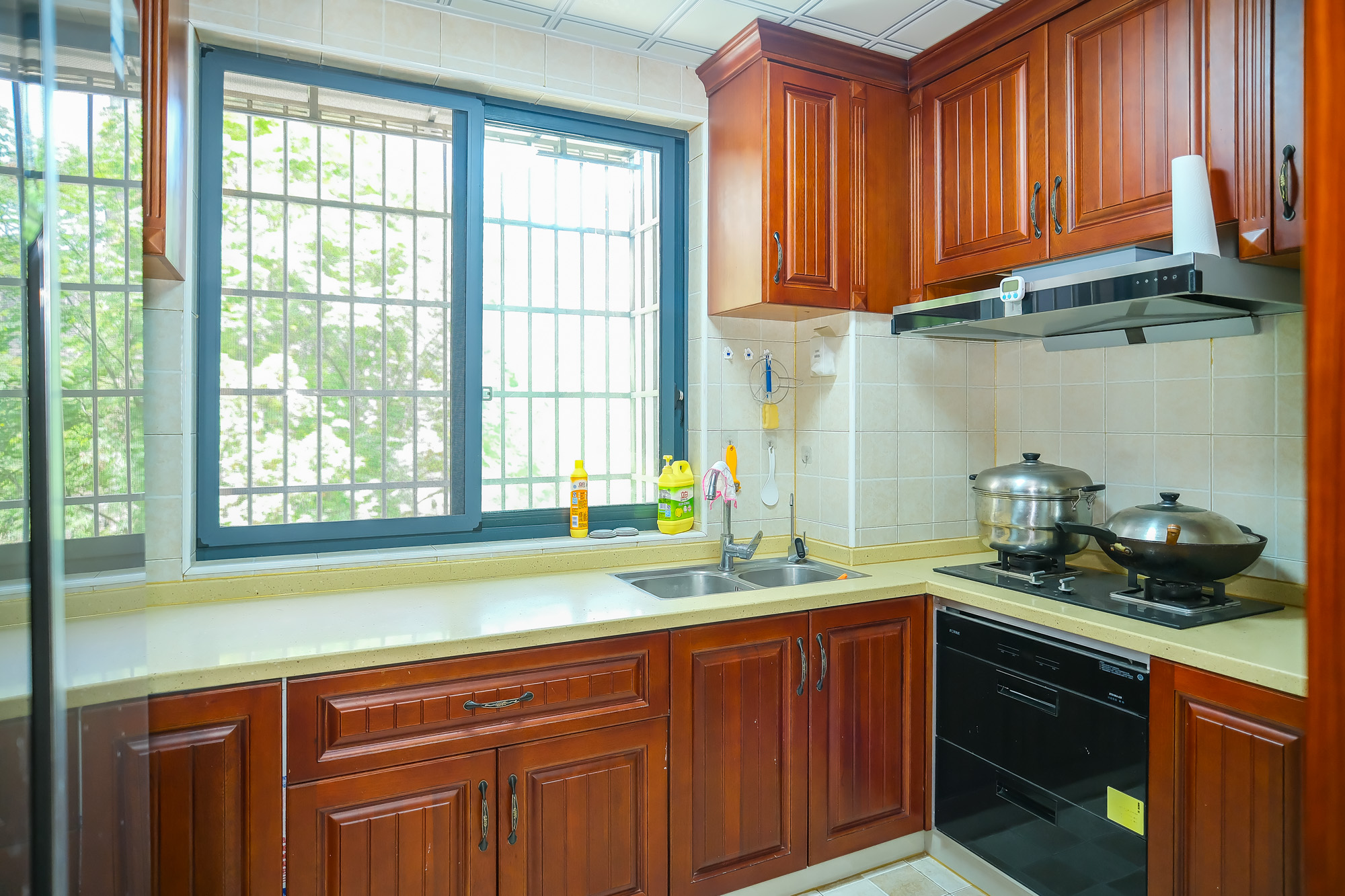 山水湾 1室0厅0卫 128.0万 山水湾 1室0厅0卫 128.0万厨房