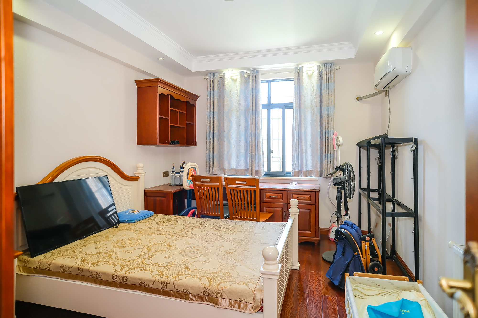 山水湾 1室0厅0卫 128.0万 山水湾 1室0厅0卫 128.0万卧室