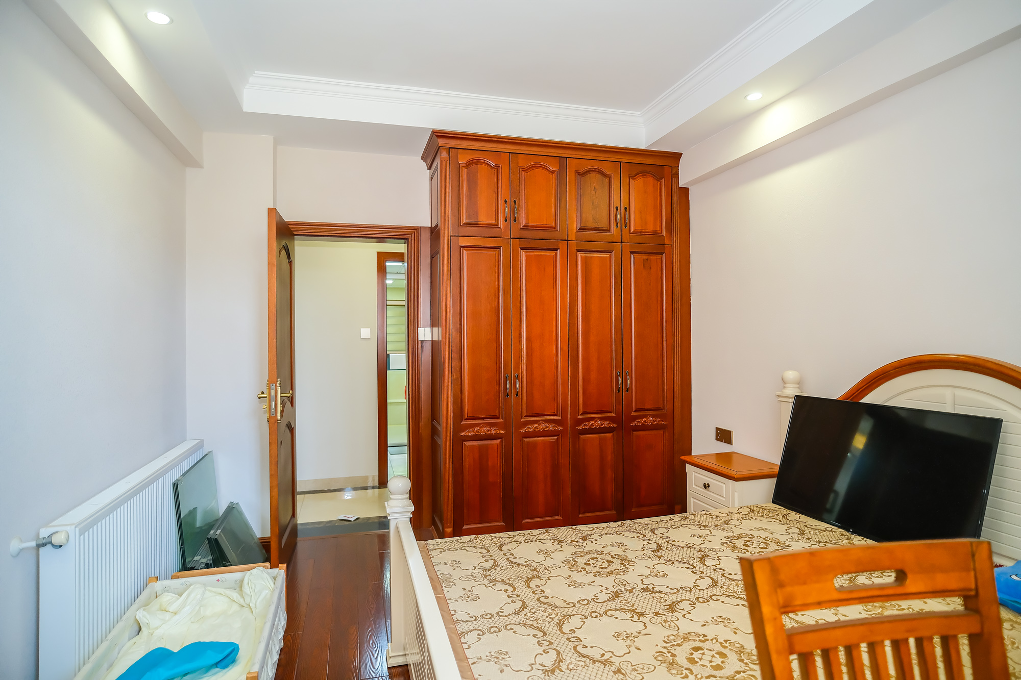 山水湾 1室0厅0卫 128.0万 山水湾 1室0厅0卫 128.0万卧室