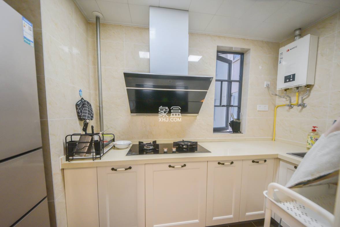 万科魅力之城观澜里 3室2厅2卫 115.0万 万科魅力之城观澜里 3室2厅2卫 115.0万厨房