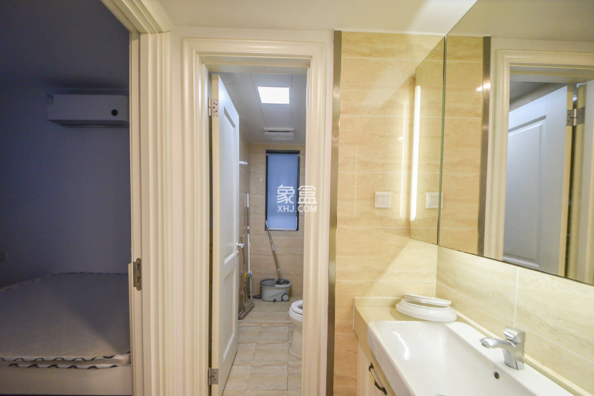 万科魅力之城观澜里 3室2厅2卫 115.0万 万科魅力之城观澜里 3室2厅2卫 115.0万其他