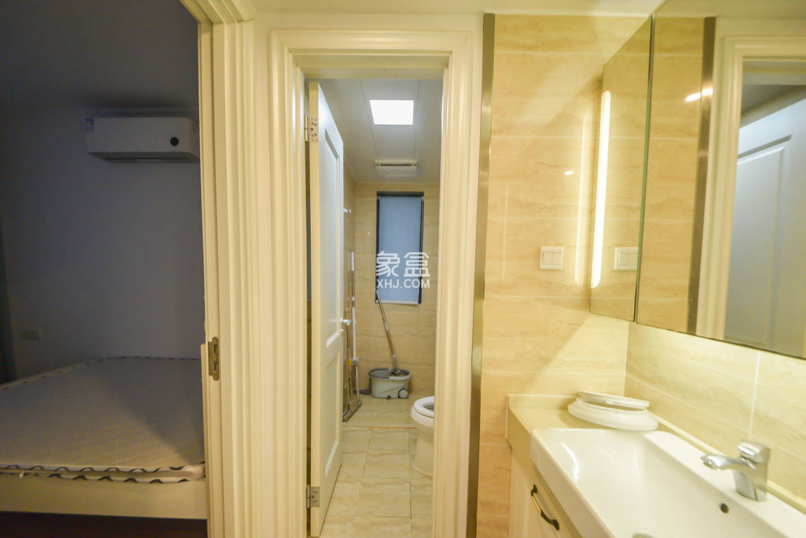 万科魅力之城观澜里 3室2厅2卫 115.0万 万科魅力之城观澜里 3室2厅2卫 115.0万其他