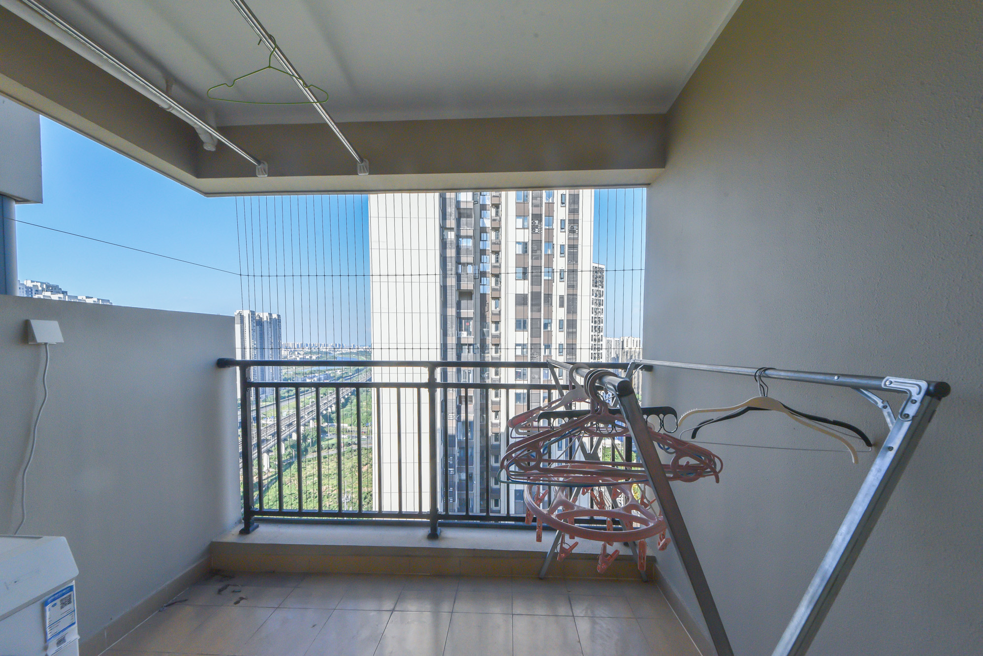 万科魅力之城观澜里 3室2厅2卫 115.0万 万科魅力之城观澜里 3室2厅2卫 115.0万阳台