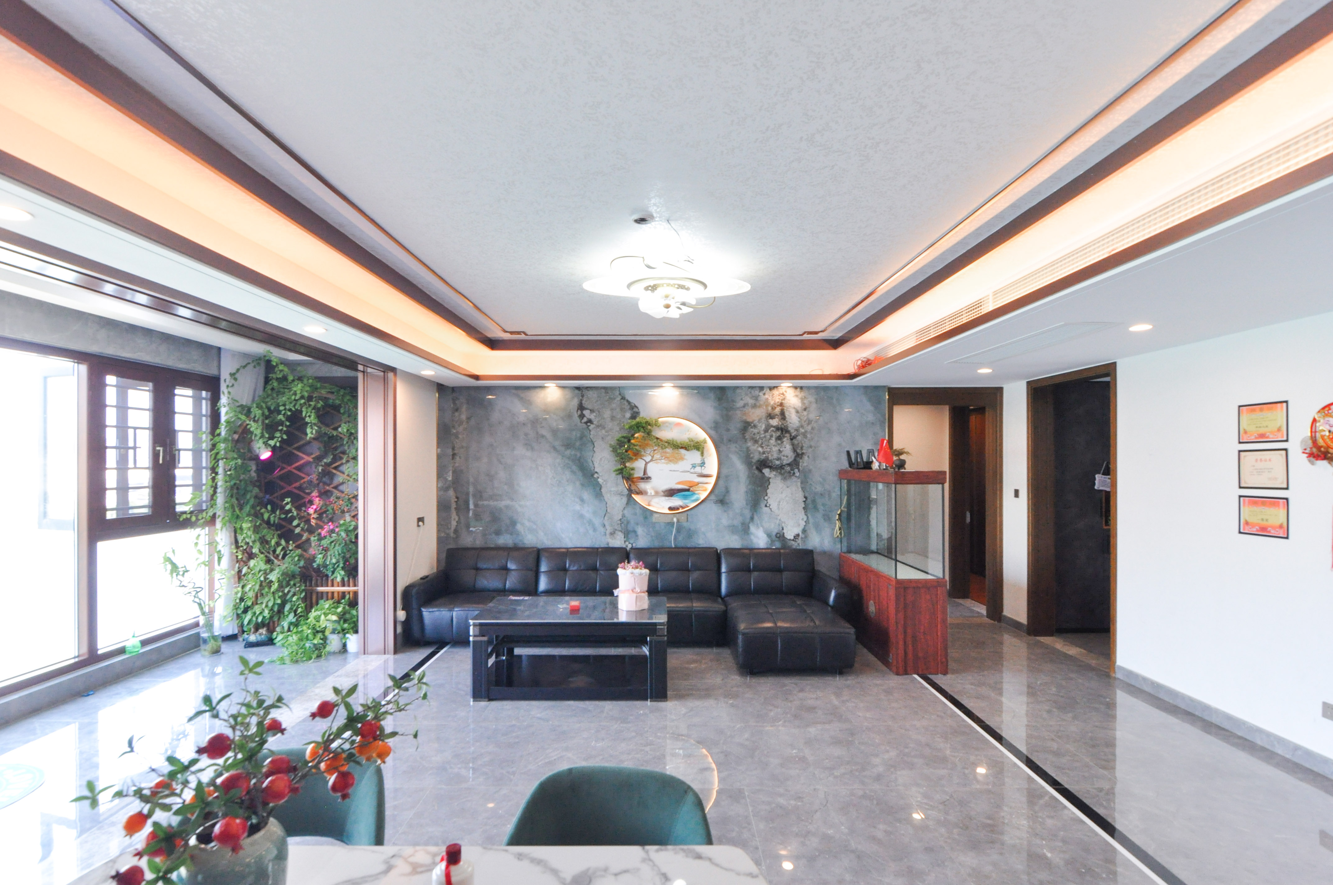 中海梅溪湖壹号  4室2厅3卫    750.0万 中海梅溪湖壹号  4室2厅3卫    750.0万