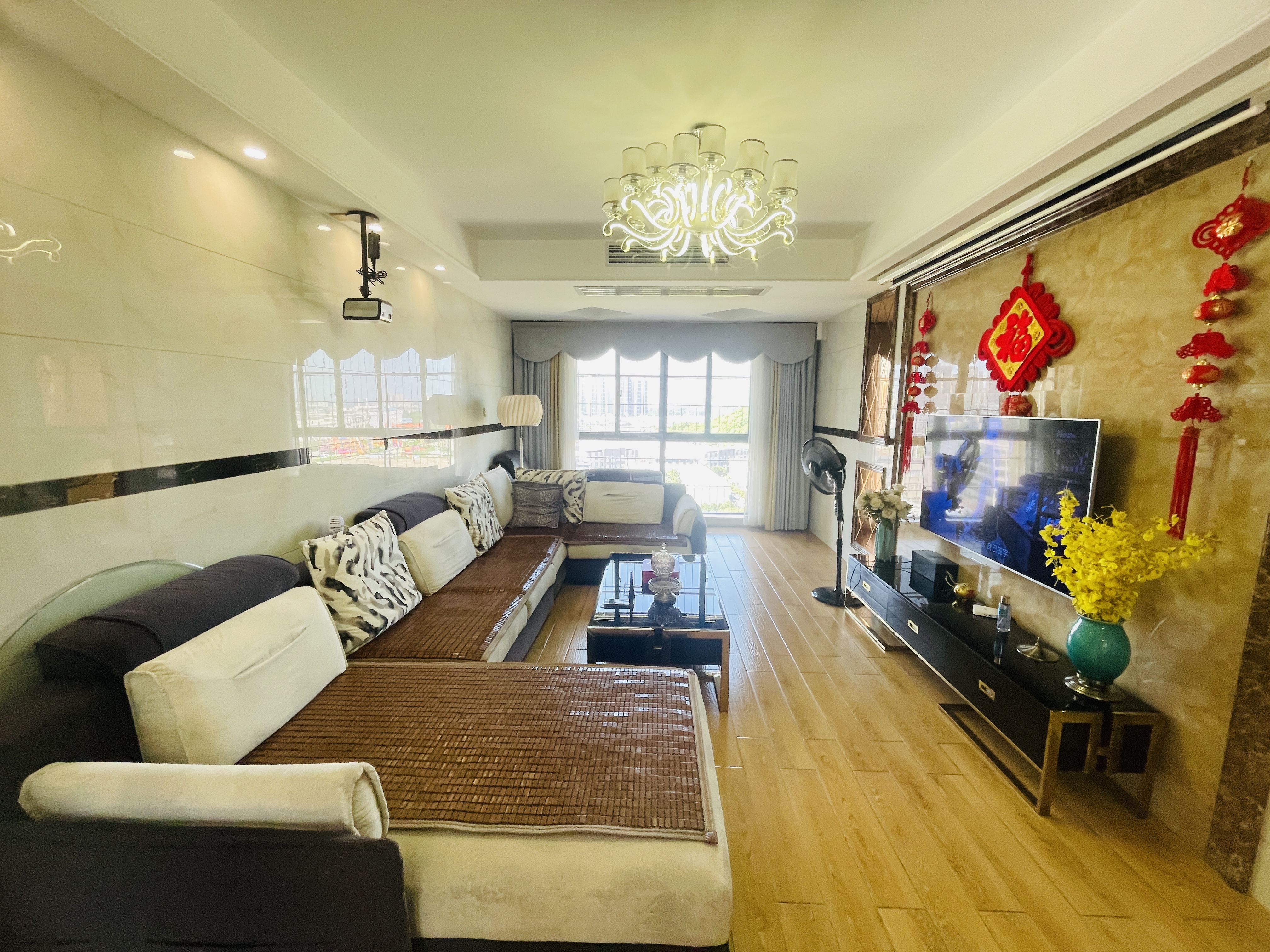 提香蓝岸 3室2厅2卫 89.8万 提香蓝岸 3室2厅2卫 89.8万室内图