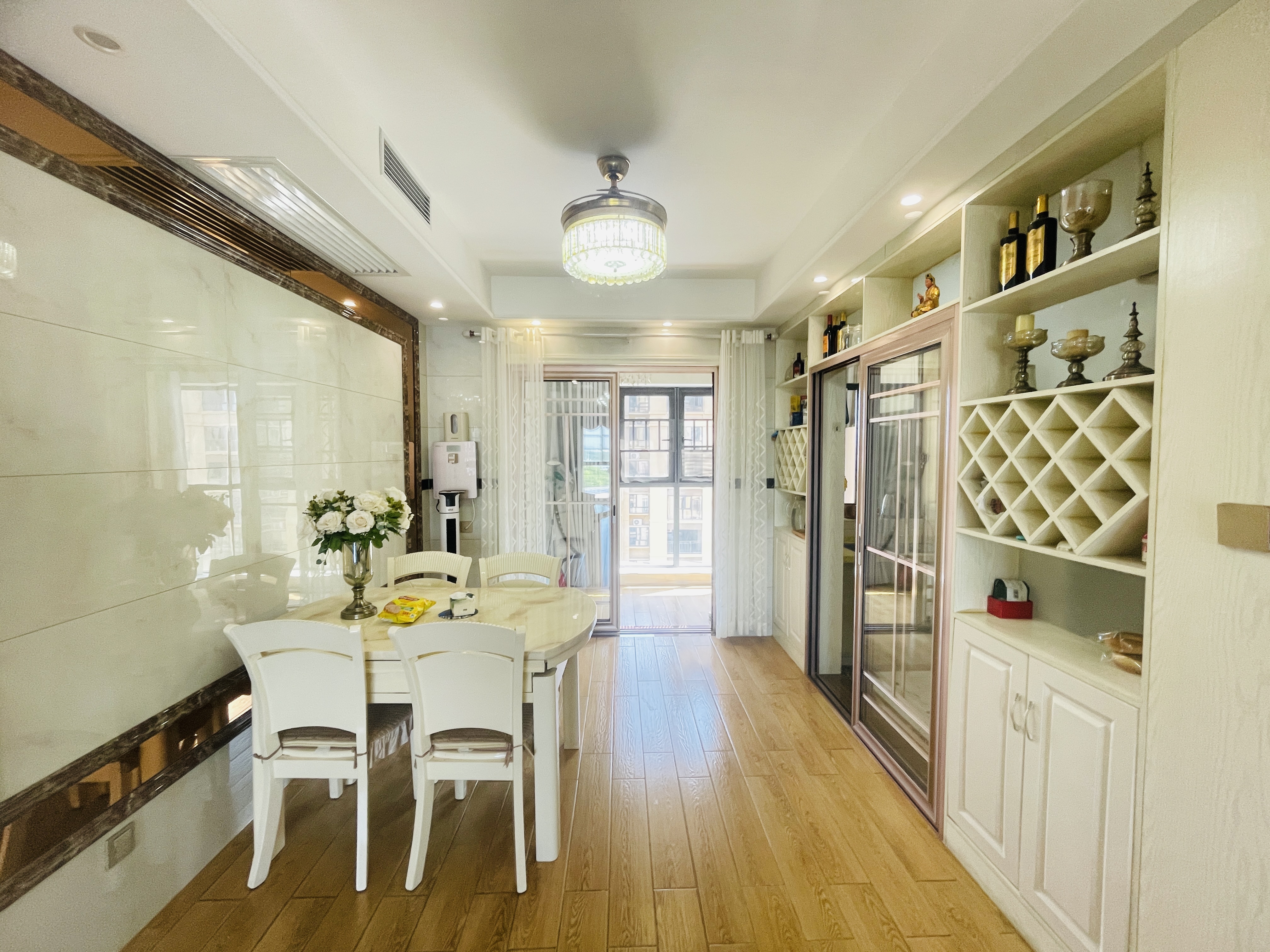 提香蓝岸 3室2厅2卫 89.8万 提香蓝岸 3室2厅2卫 89.8万室内图