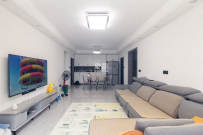 日盛湖湘花苑  3室2厅2卫    109.0万 日盛湖湘花苑  3室2厅2卫    109.0万