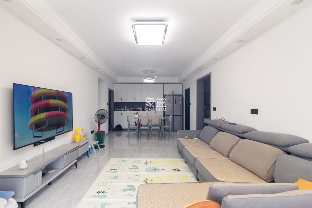 日盛湖湘花苑  3室2厅2卫    109.0万