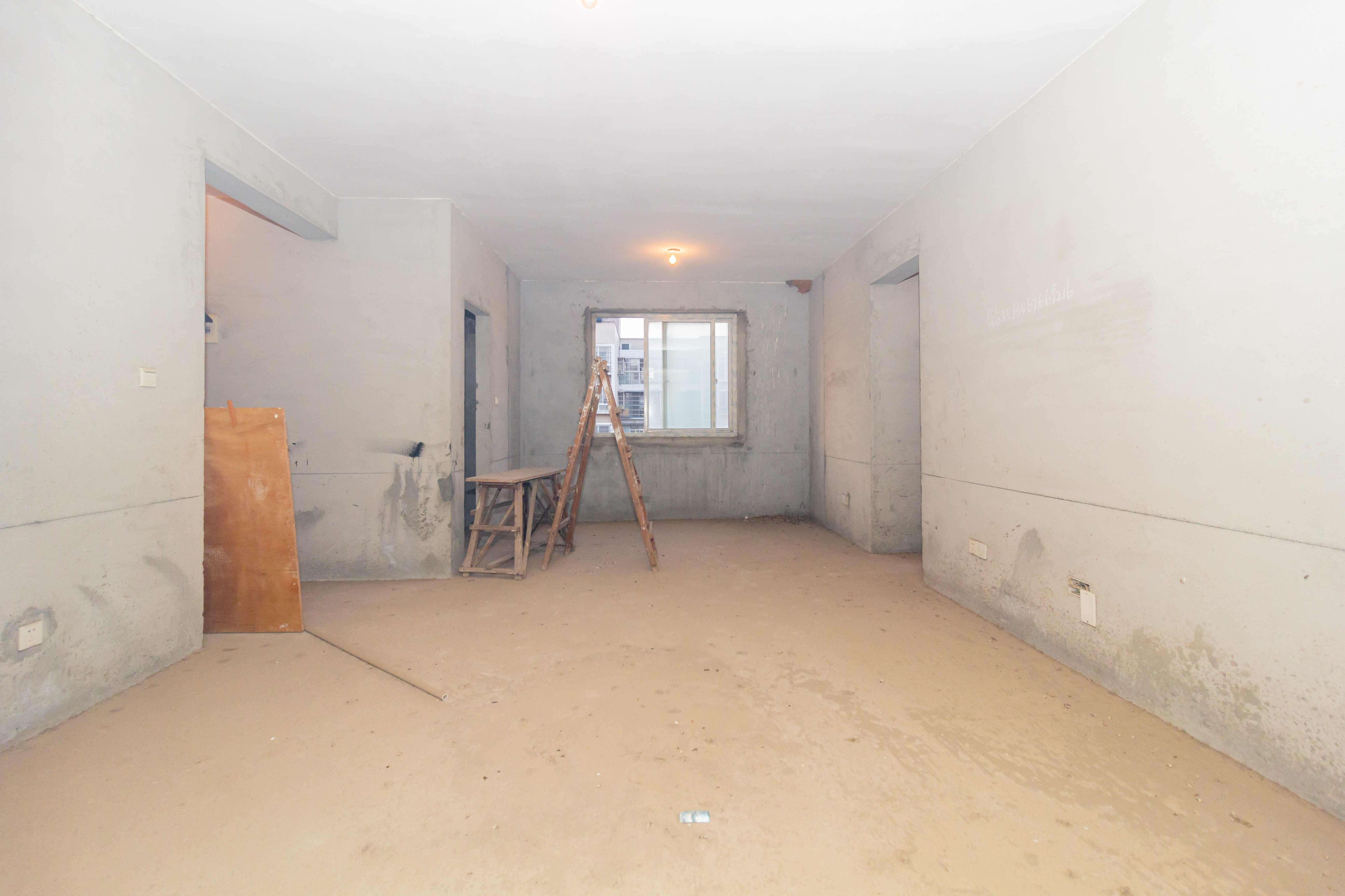 东业苹果社区 4室2厅2卫 81.98万 东业苹果社区 4室2厅2卫 81.98万客厅