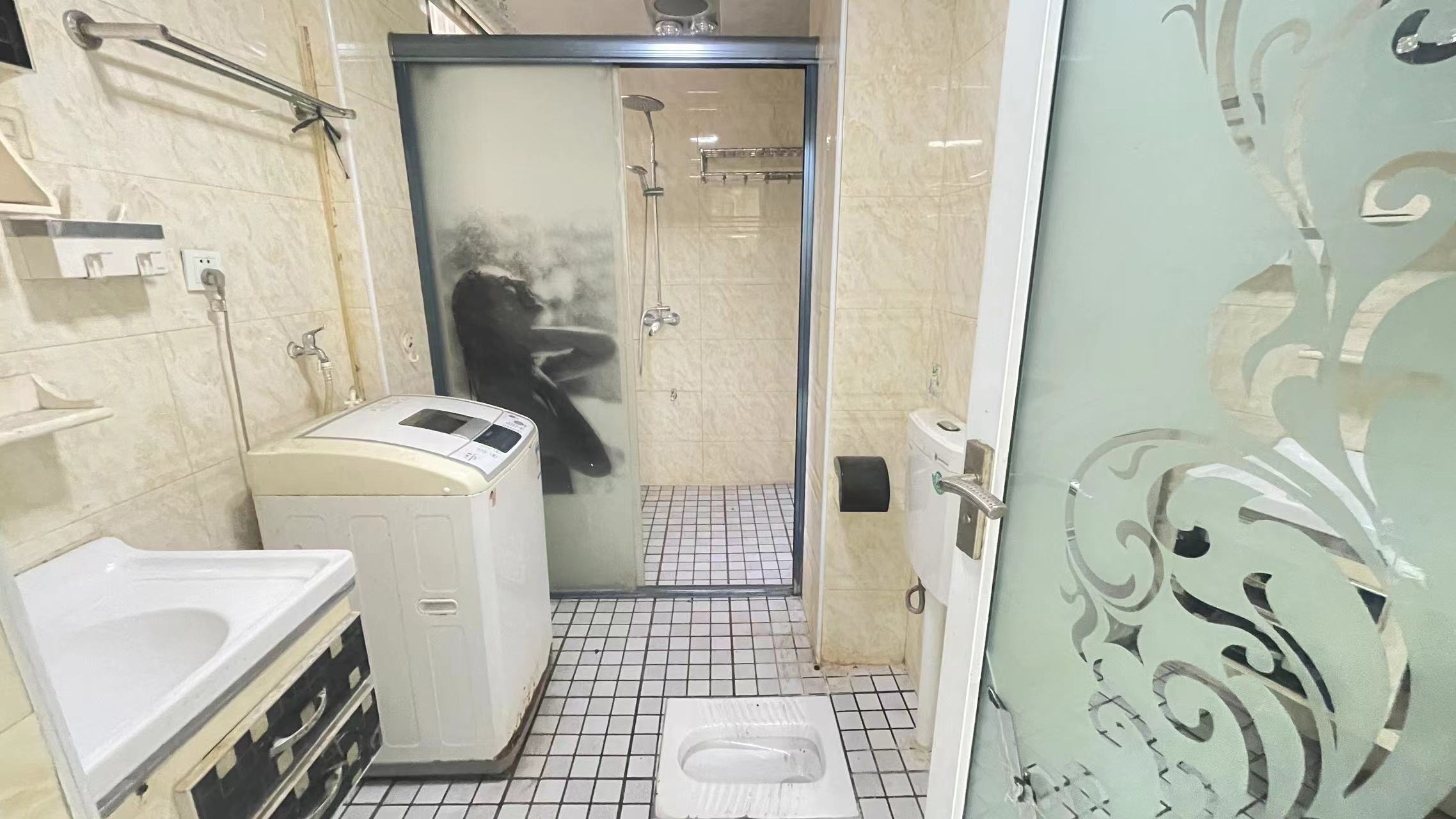 曼哈顿花园 2室2厅1卫 38.0万 曼哈顿花园 2室2厅1卫 38.0万室内图