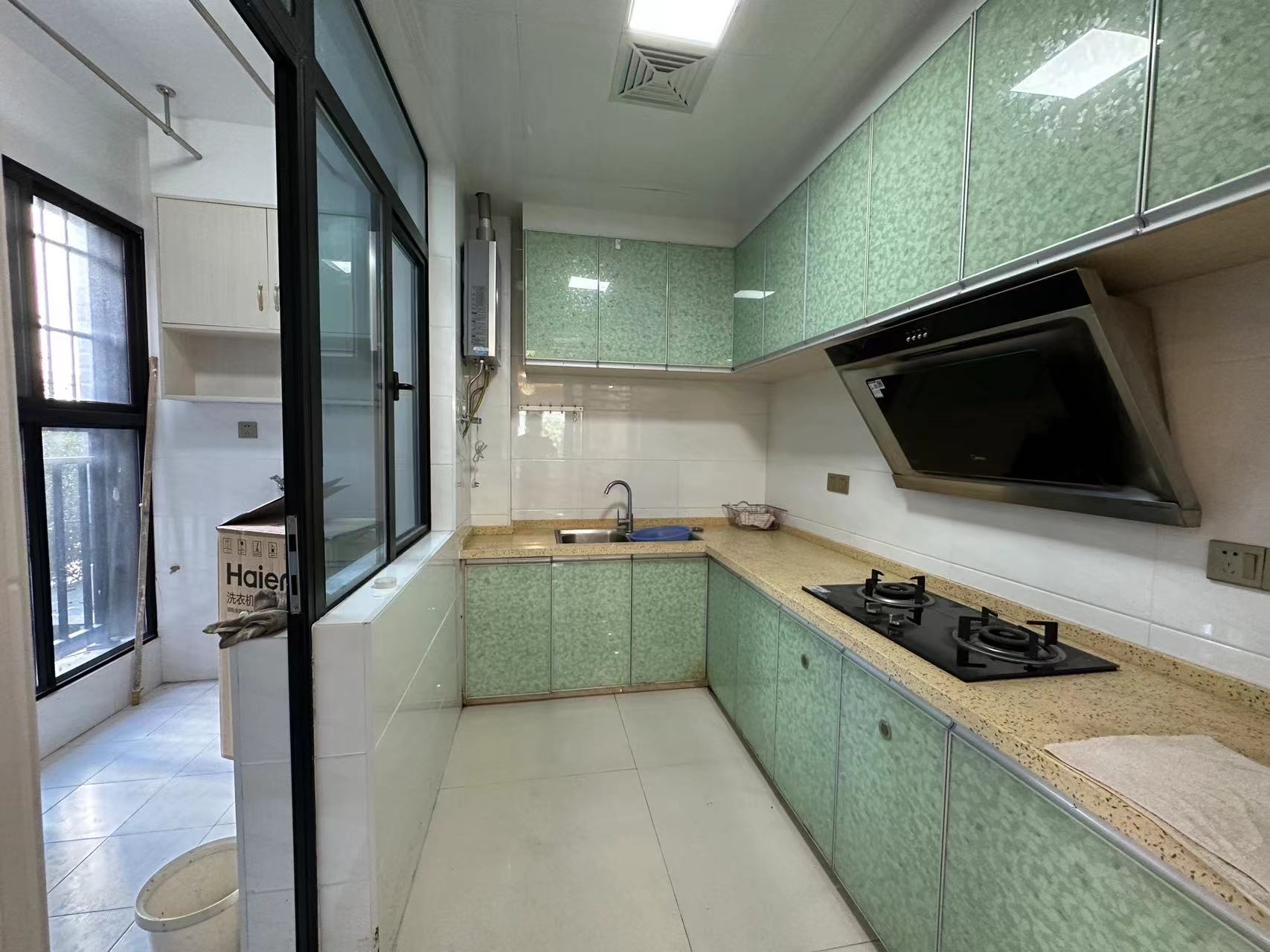 龙腾国际 4室2厅1卫 58.0万 龙腾国际 4室2厅1卫 58.0万室内图