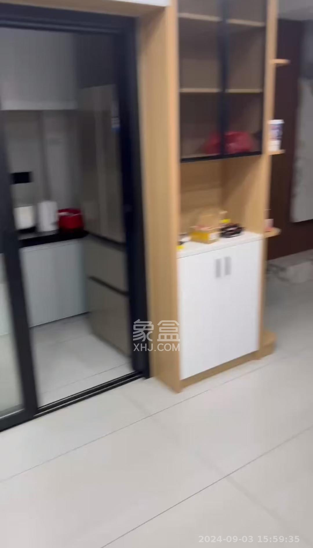 和润园三期  3室2厅1卫   2800.00元/月室内图
