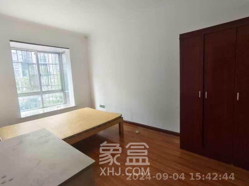 锑都家园  3室2厅2卫   1500.00元/月室内图