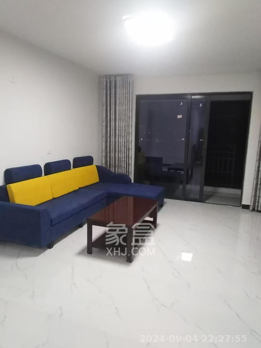 奥凯花园 3室2厅2卫 2500.0元/月 奥凯花园 3室2厅2卫 2500.0元/月室内图