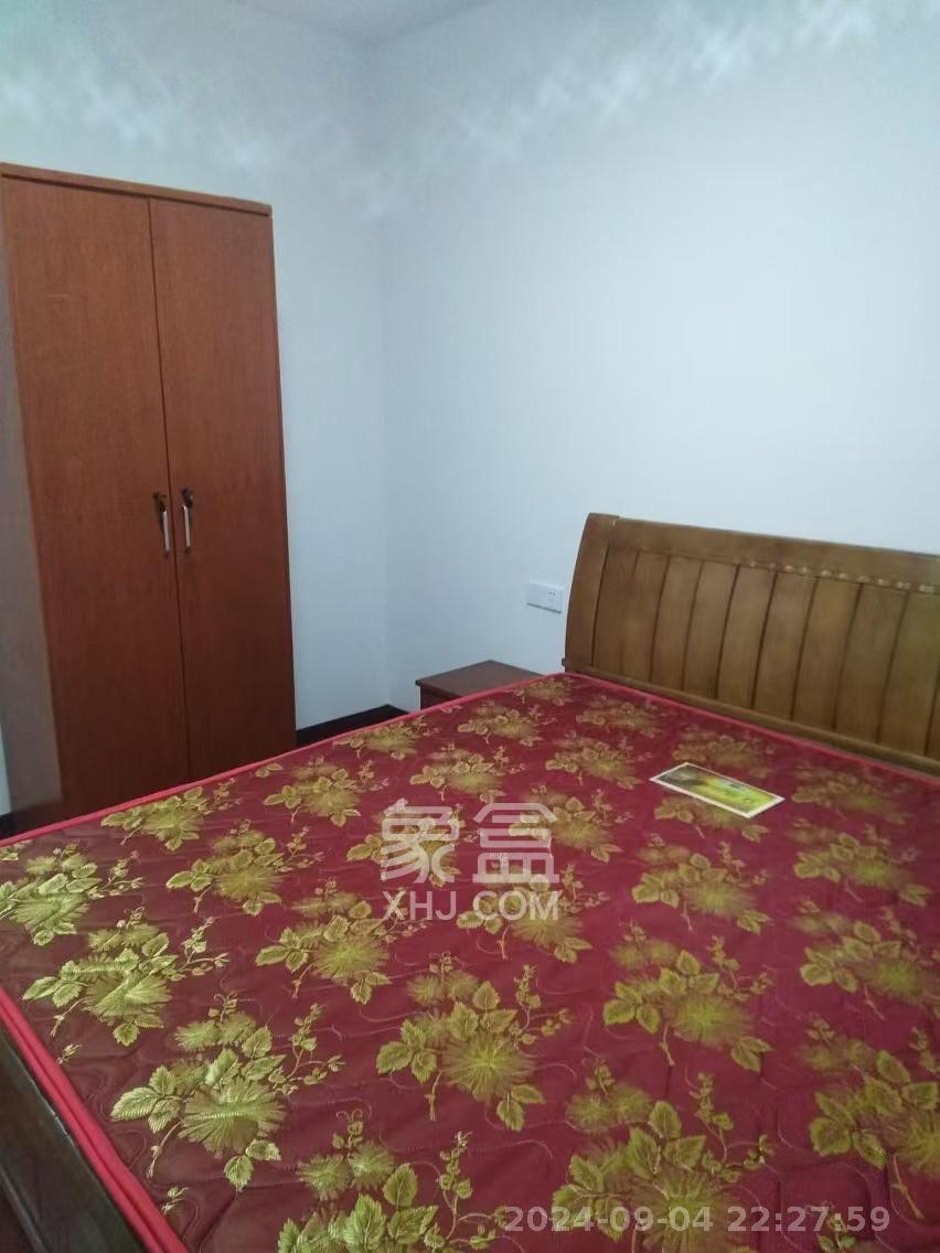 奥凯花园 3室2厅2卫 2500.0元/月 奥凯花园 3室2厅2卫 2500.0元/月室内图