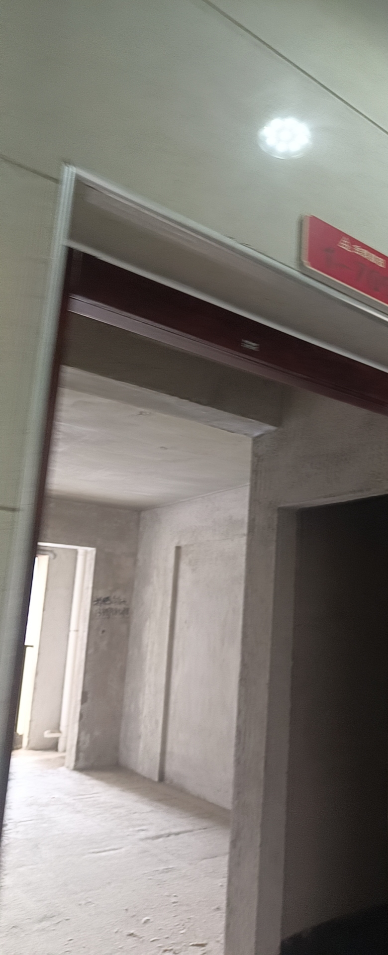 金泰嘉园  1室1厅1卫    18.0万 金泰嘉园  1室1厅1卫    18.0万客厅