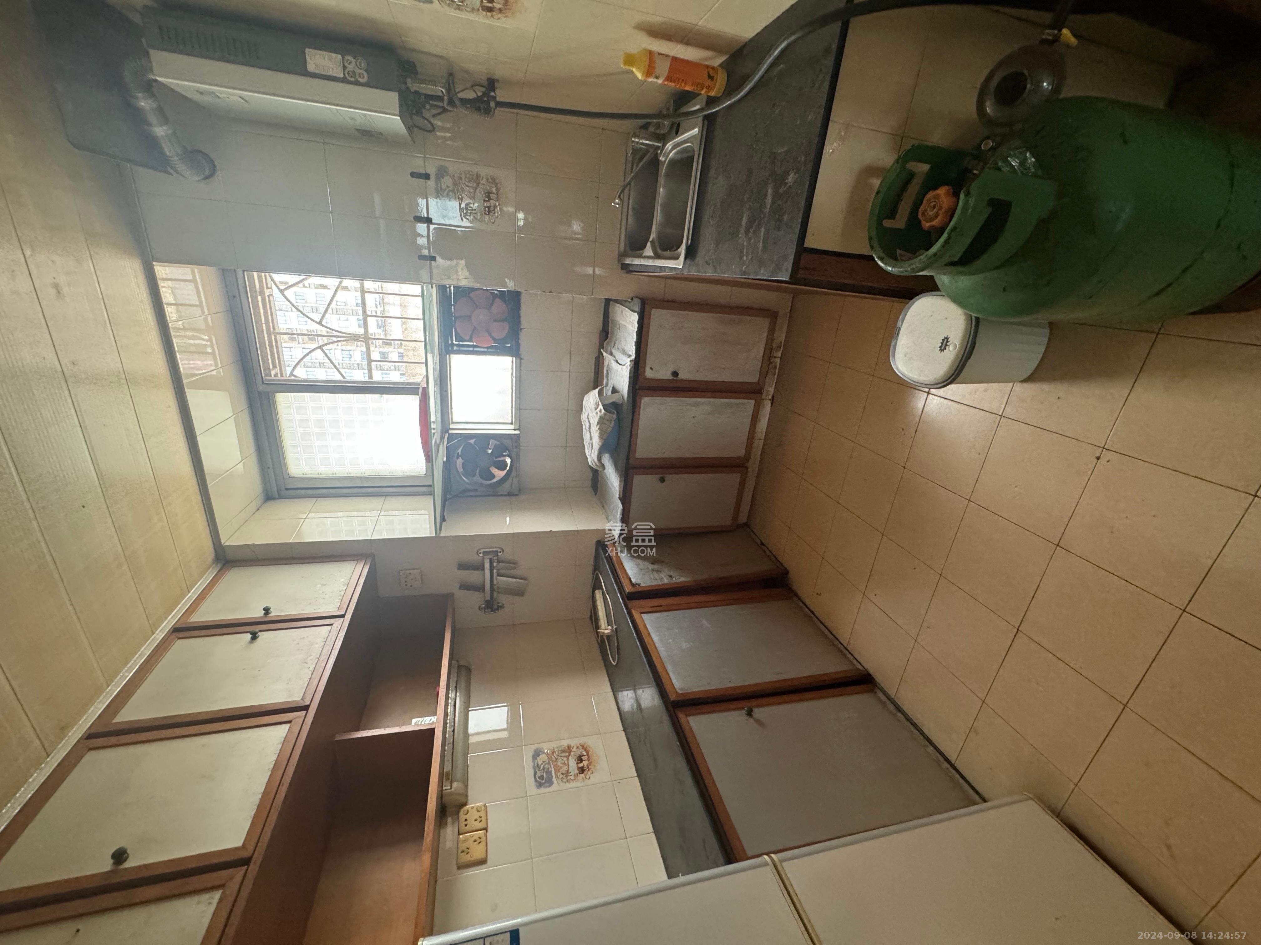 清水塘菜市场  2室1厅1卫   1600.00元/月室内图