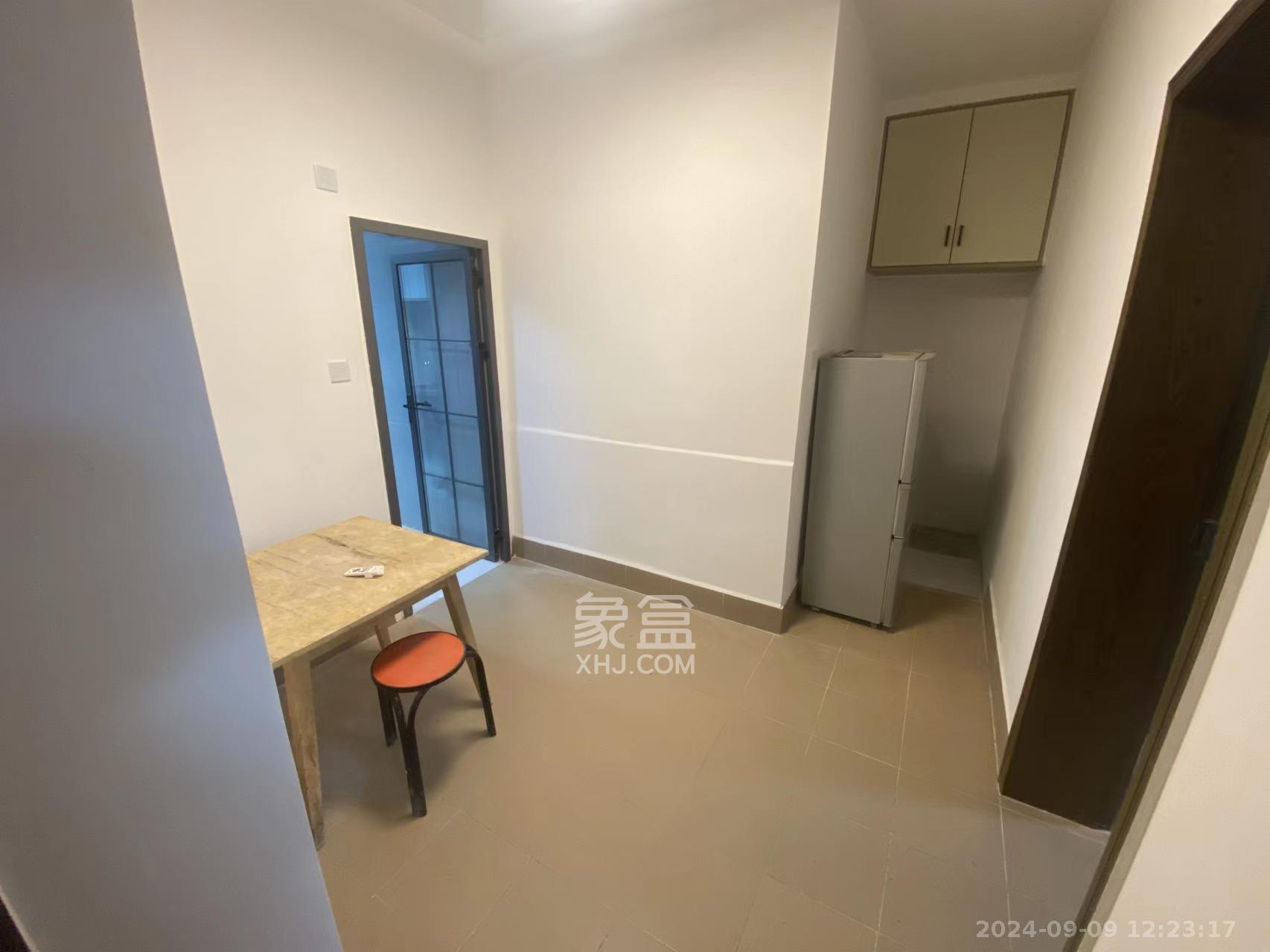 长沙市博物馆单位房  3室1厅1卫   3000.00元/月室内图