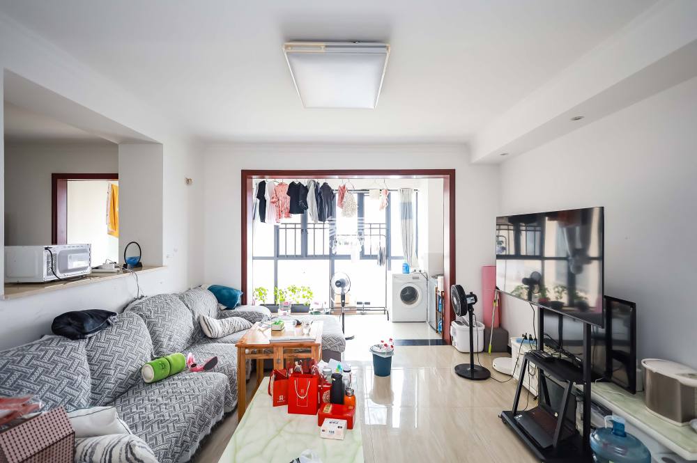 金科东方大院三四期  3室2厅2卫    72.0万