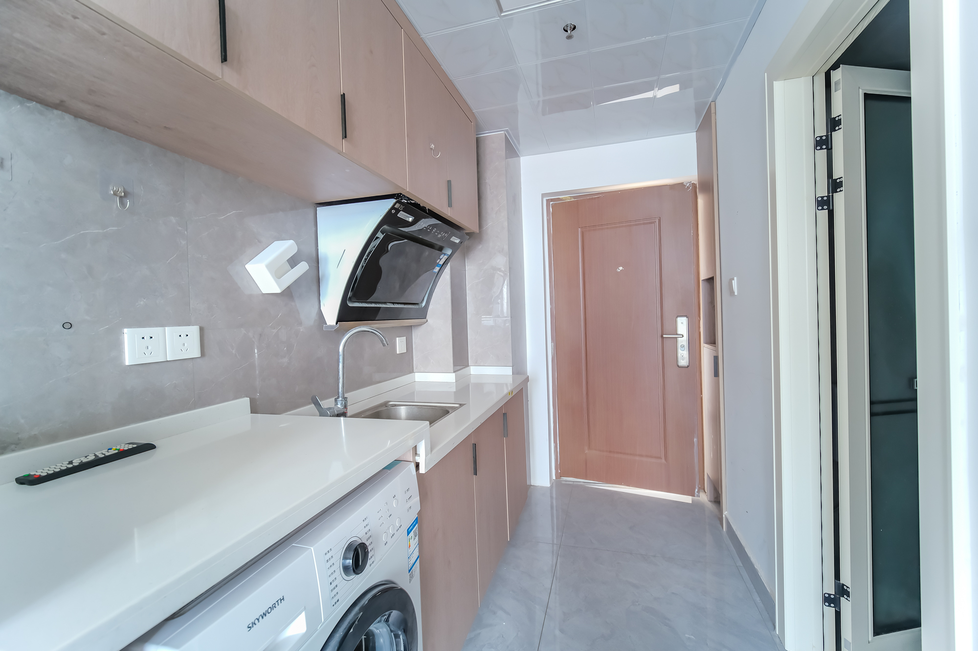 保利香槟国际  1室1厅1卫    18.8万 保利香槟国际  1室1厅1卫    18.8万厨房