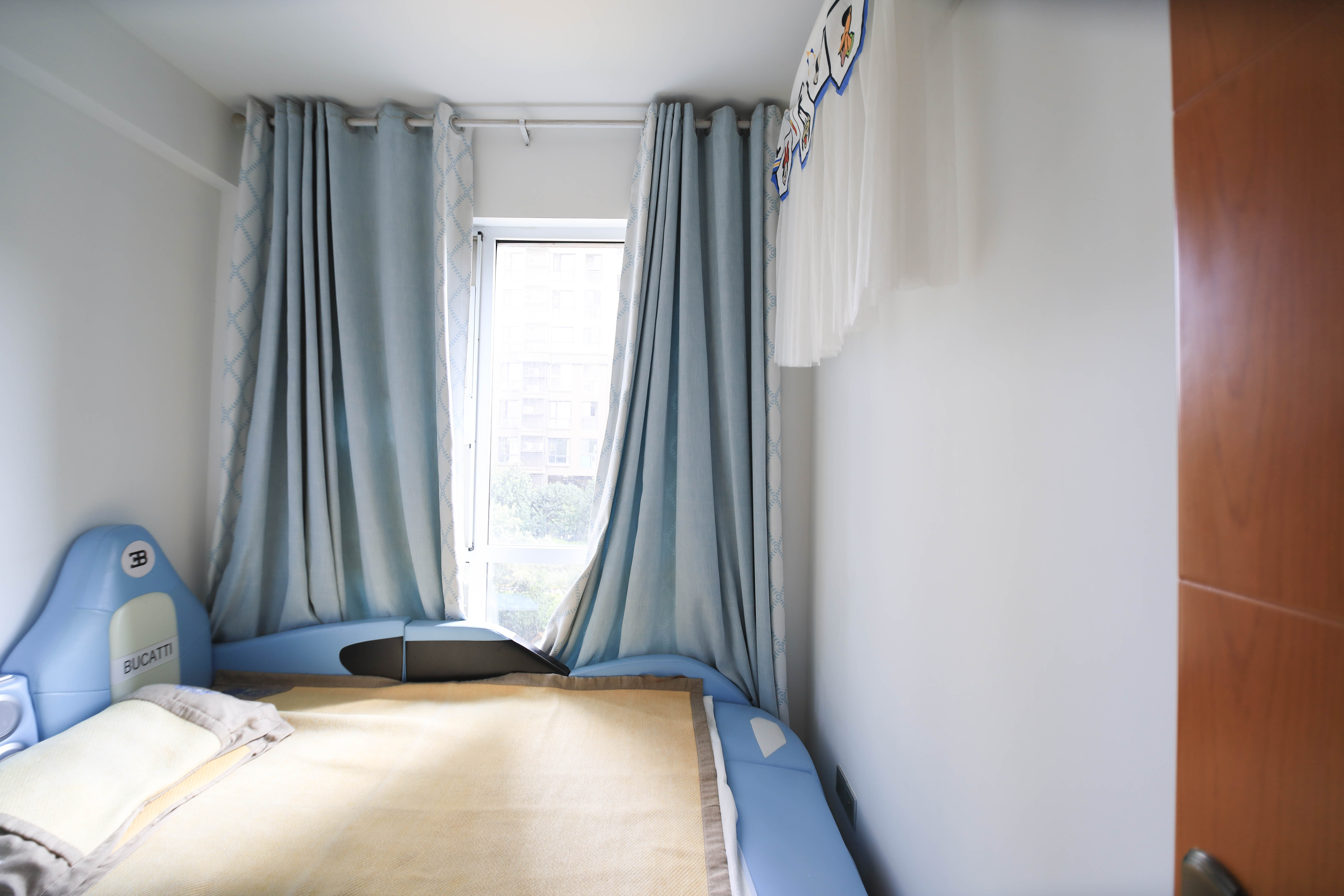 蓝光幸福满庭 3室2厅1卫 68.0万 蓝光幸福满庭 3室2厅1卫 68.0万卫生间