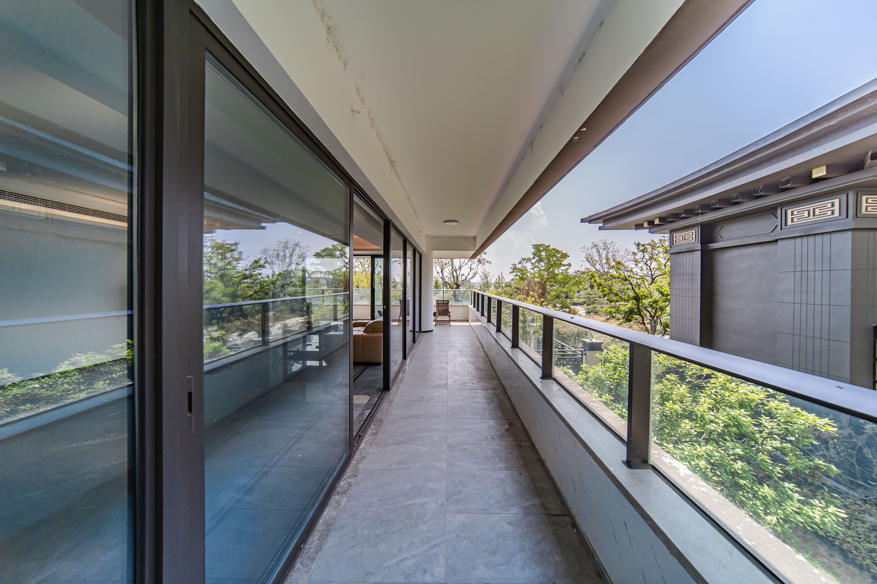 建发电建江山悦  4室2厅4卫   408.00万阳台