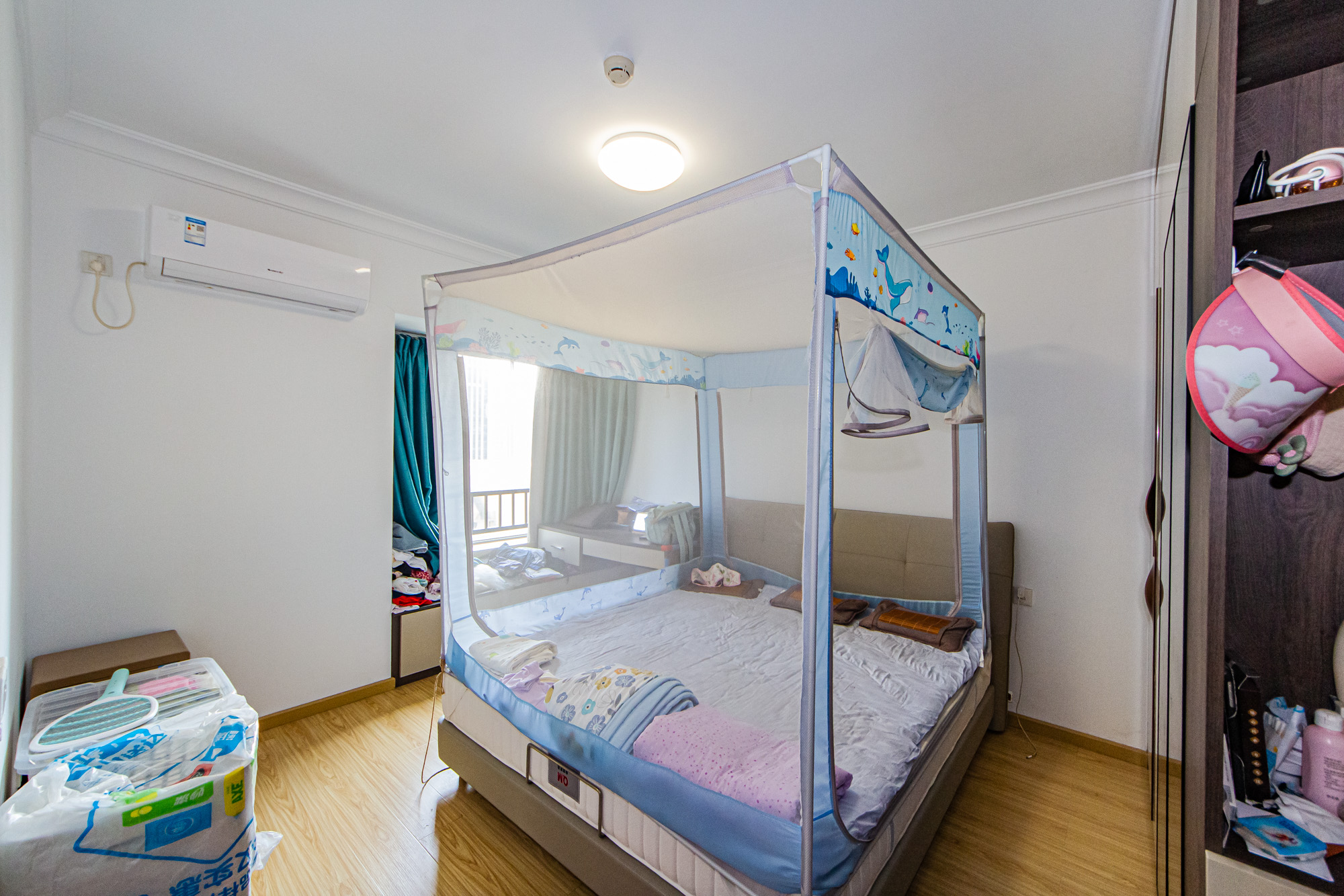 珠江好世界  3室2厅1卫    112.0万卧室