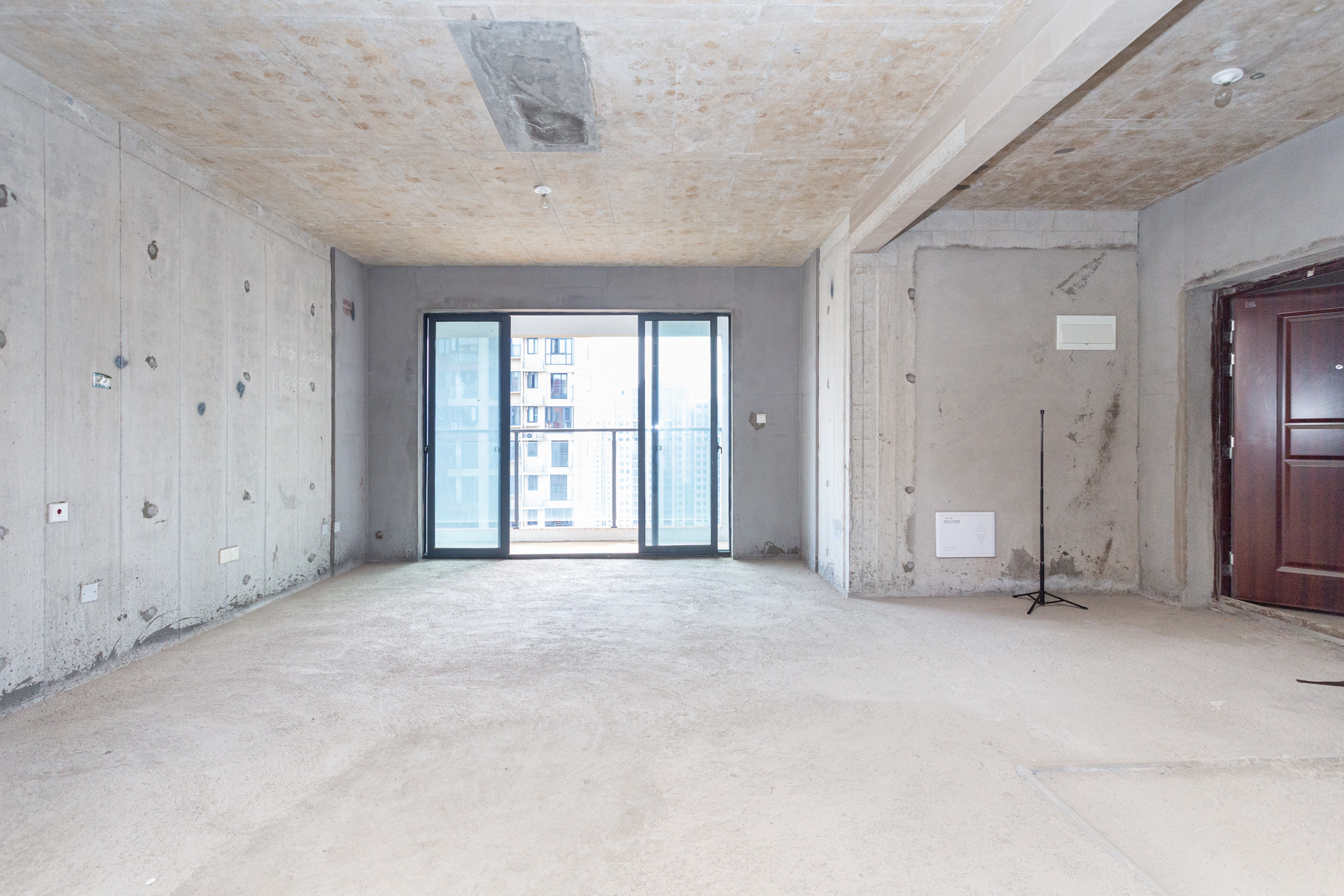 顺舟旺城 4室2厅2卫 95.0万 顺舟旺城 4室2厅2卫 95.0万客厅