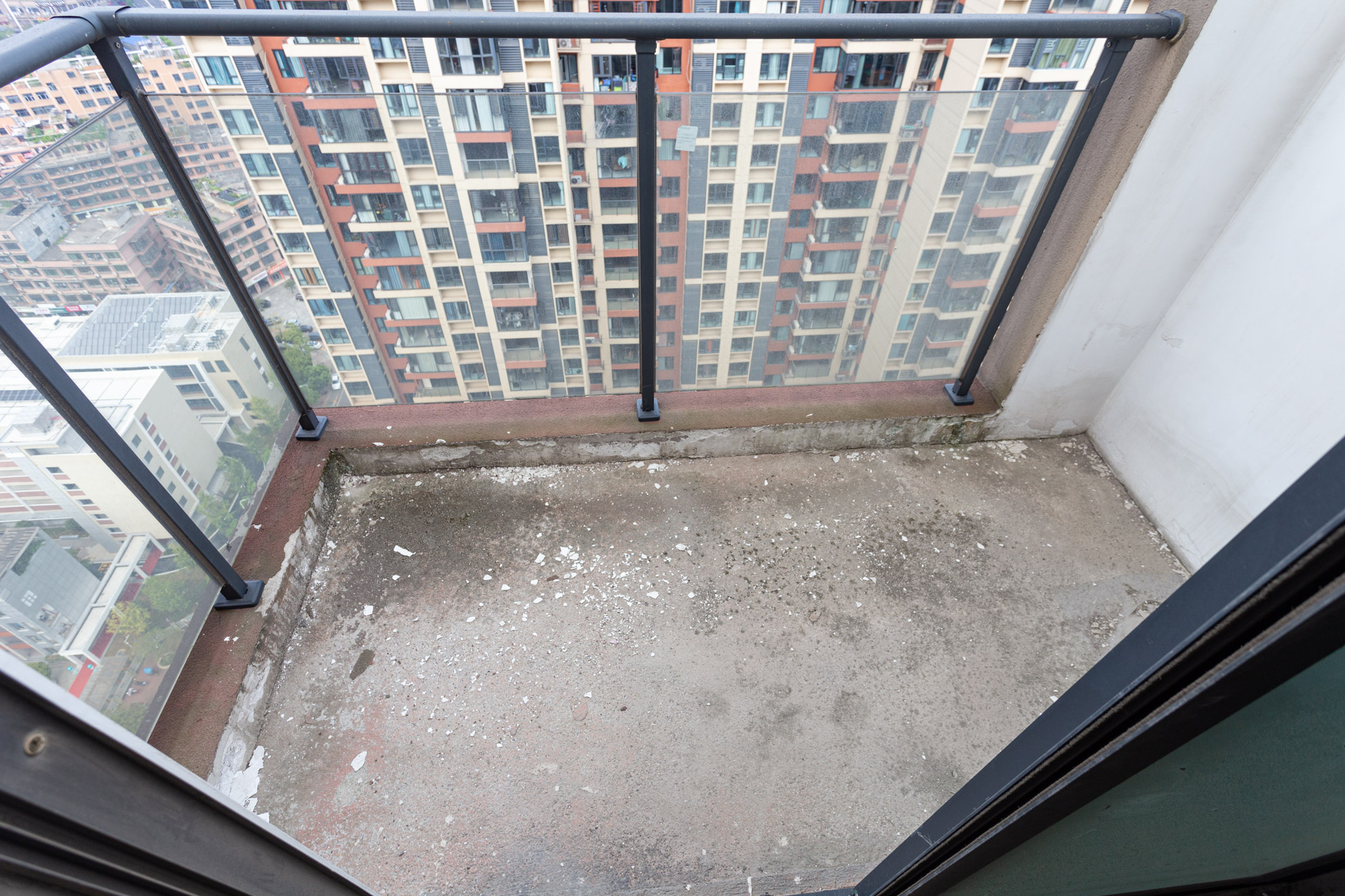 顺舟旺城 4室2厅2卫 95.0万 顺舟旺城 4室2厅2卫 95.0万阳台