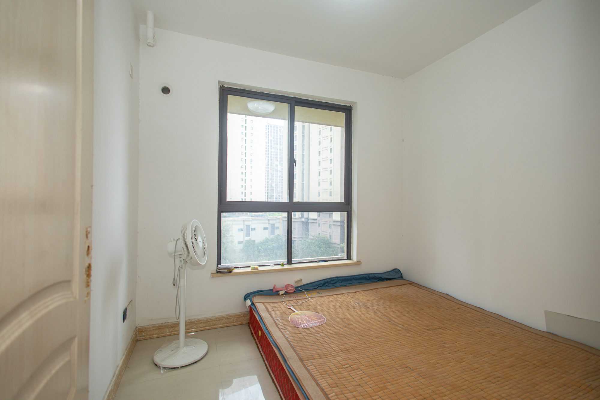 金科时代中心 1室0厅0卫 79.8万 金科时代中心 1室0厅0卫 79.8万卧室