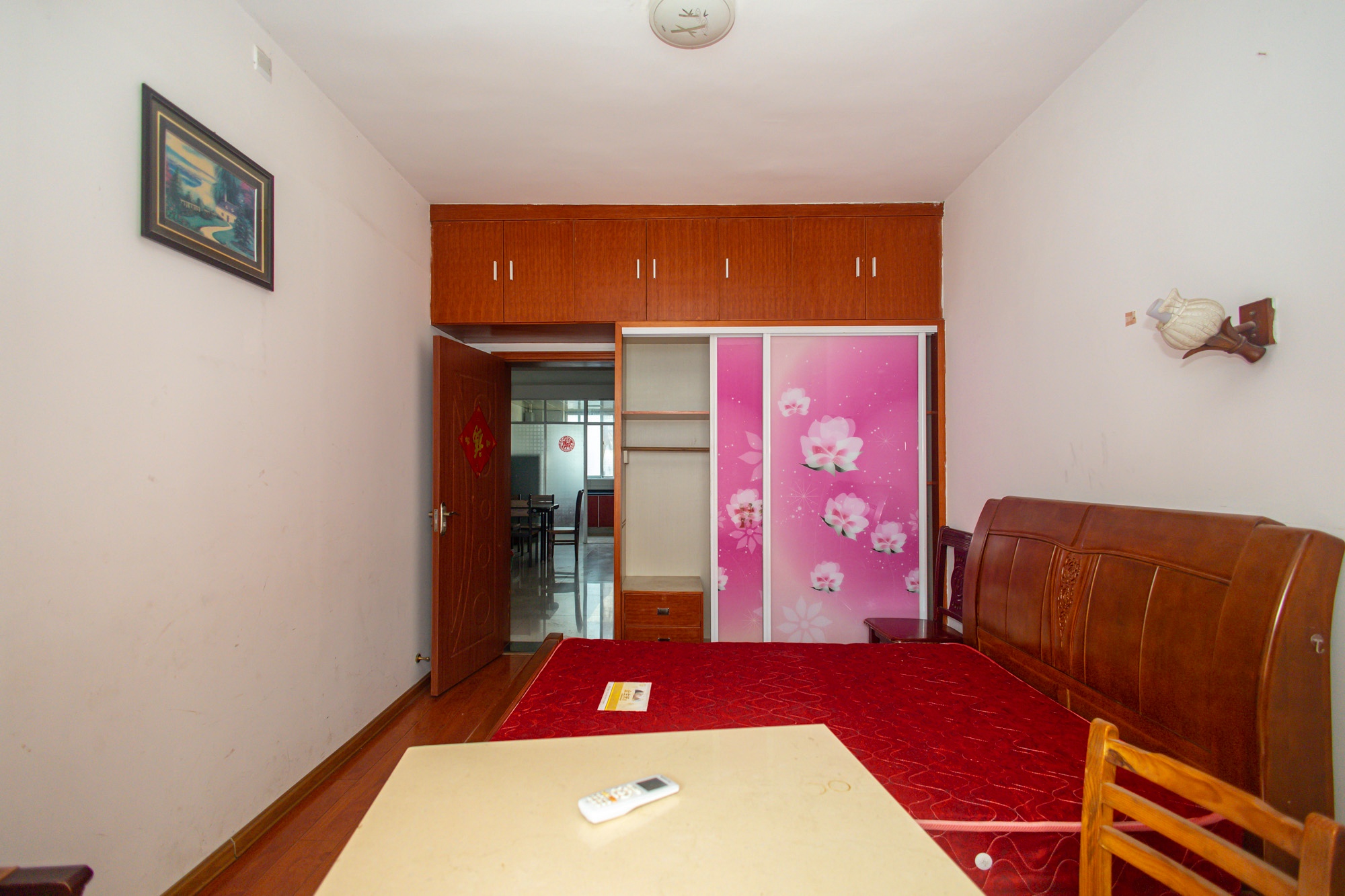 湘绣城 2室2厅1卫 38.8万 湘绣城 2室2厅1卫 38.8万卧室