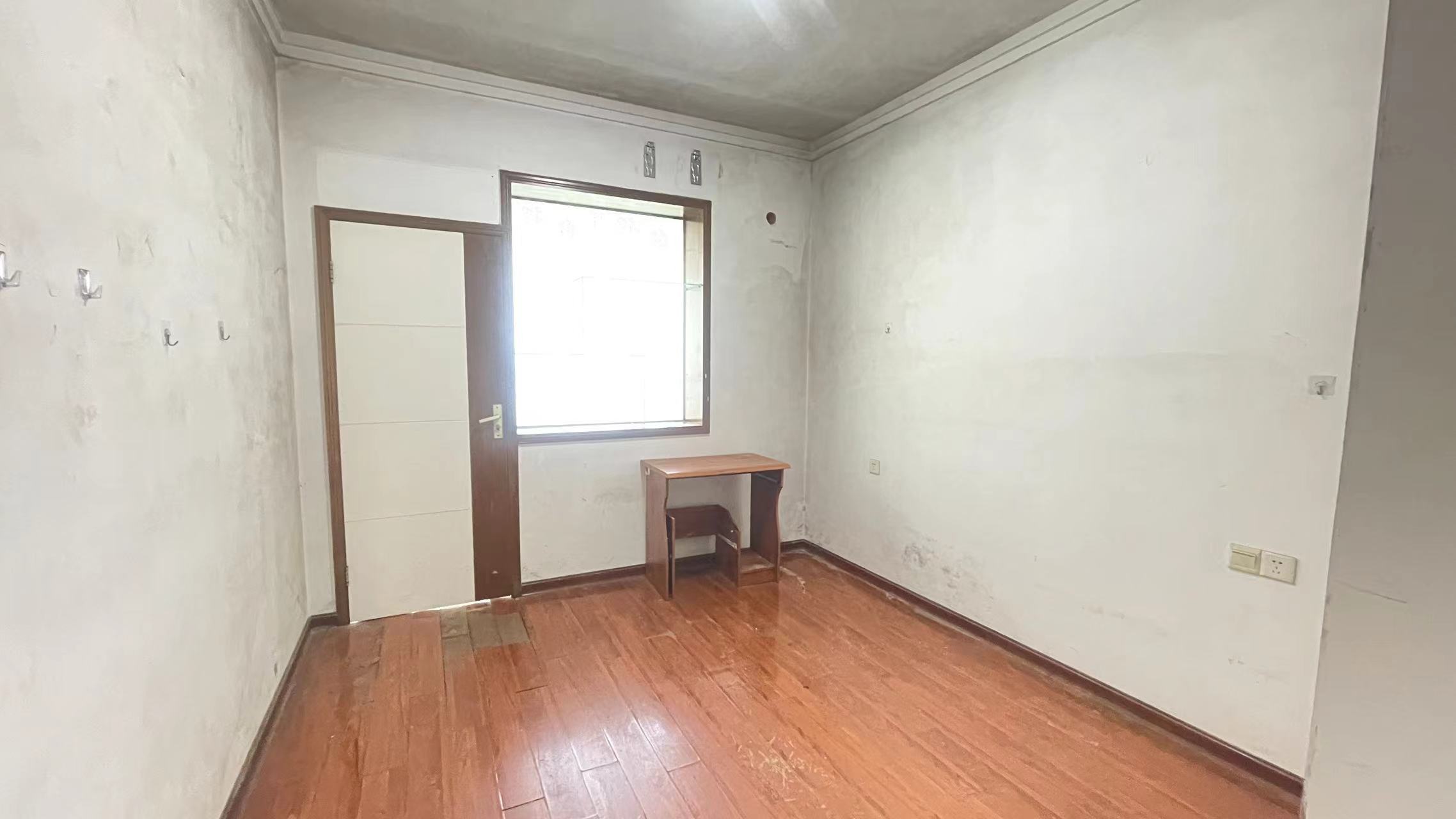 枫林绿洲  4室2厅2卫    48.0万 枫林绿洲  4室2厅2卫    48.0万室内图