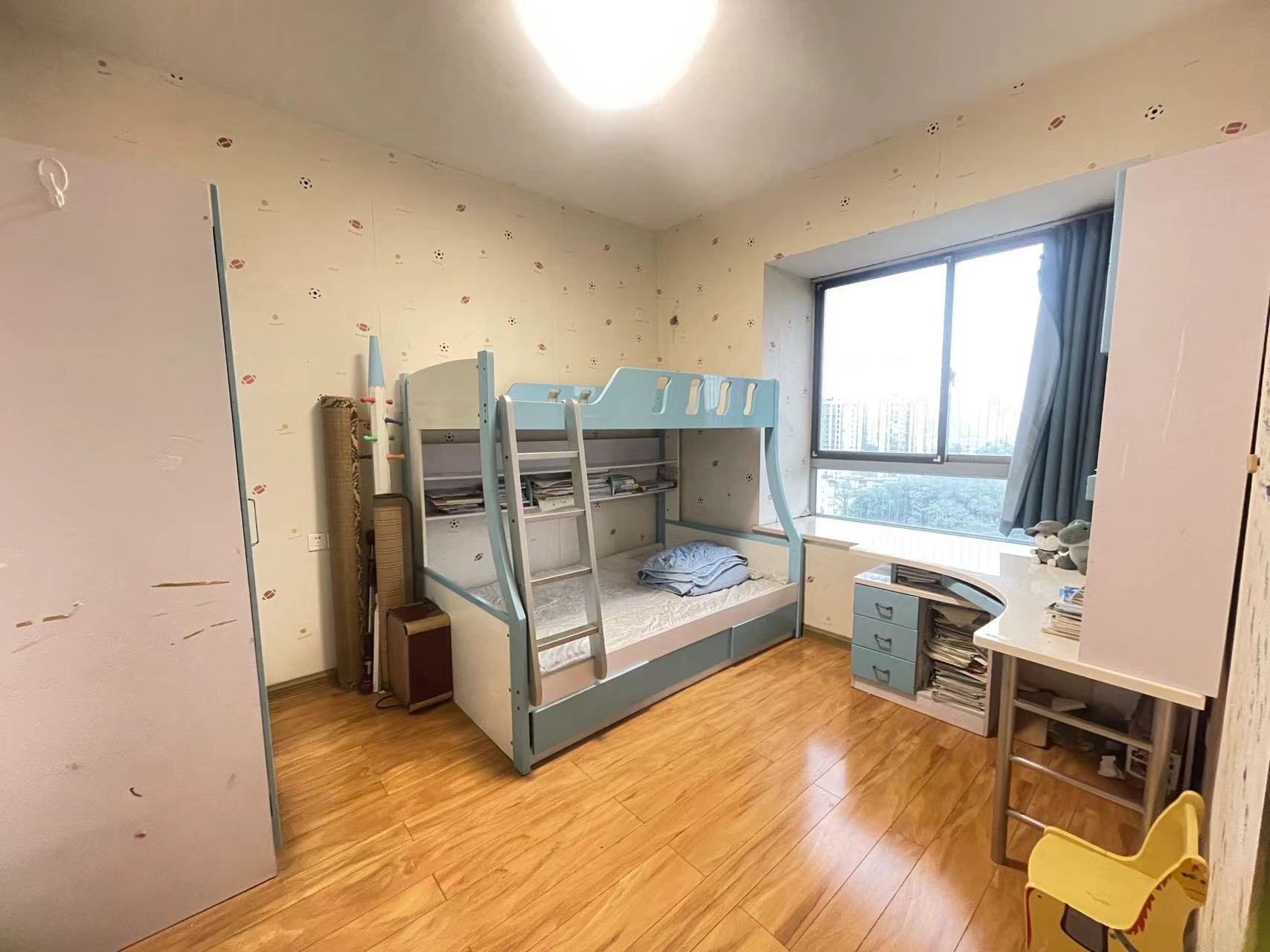 枫林绿洲  4室2厅2卫    48.0万 枫林绿洲  4室2厅2卫    48.0万室内图