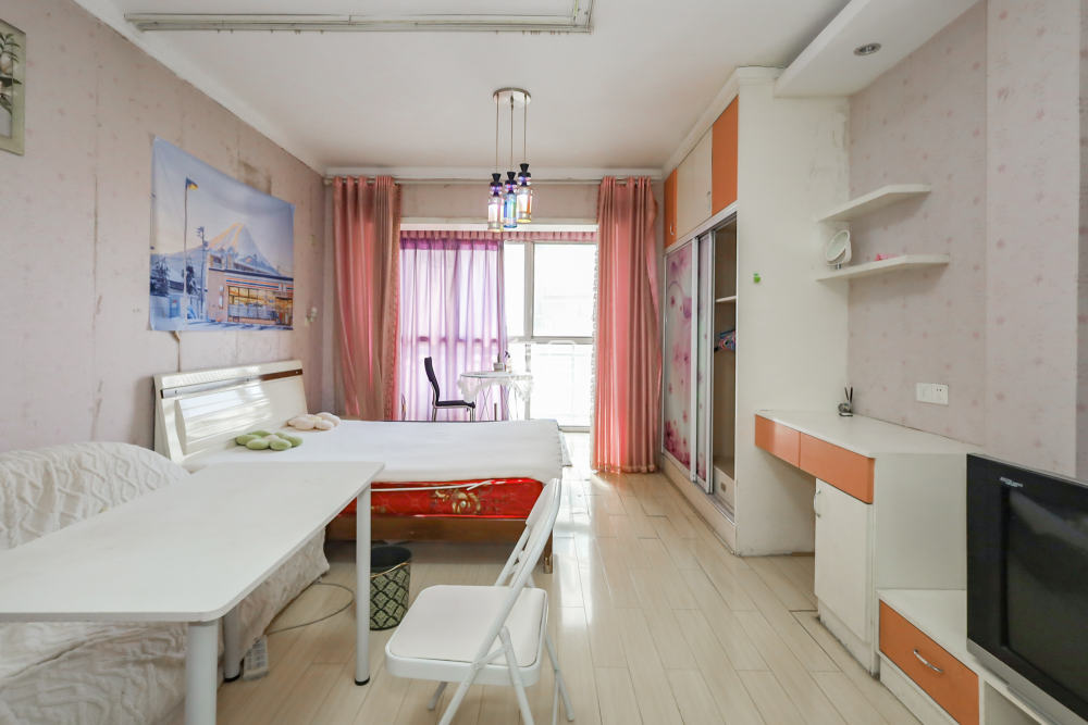 美林银谷  1室1厅1卫    26.7万