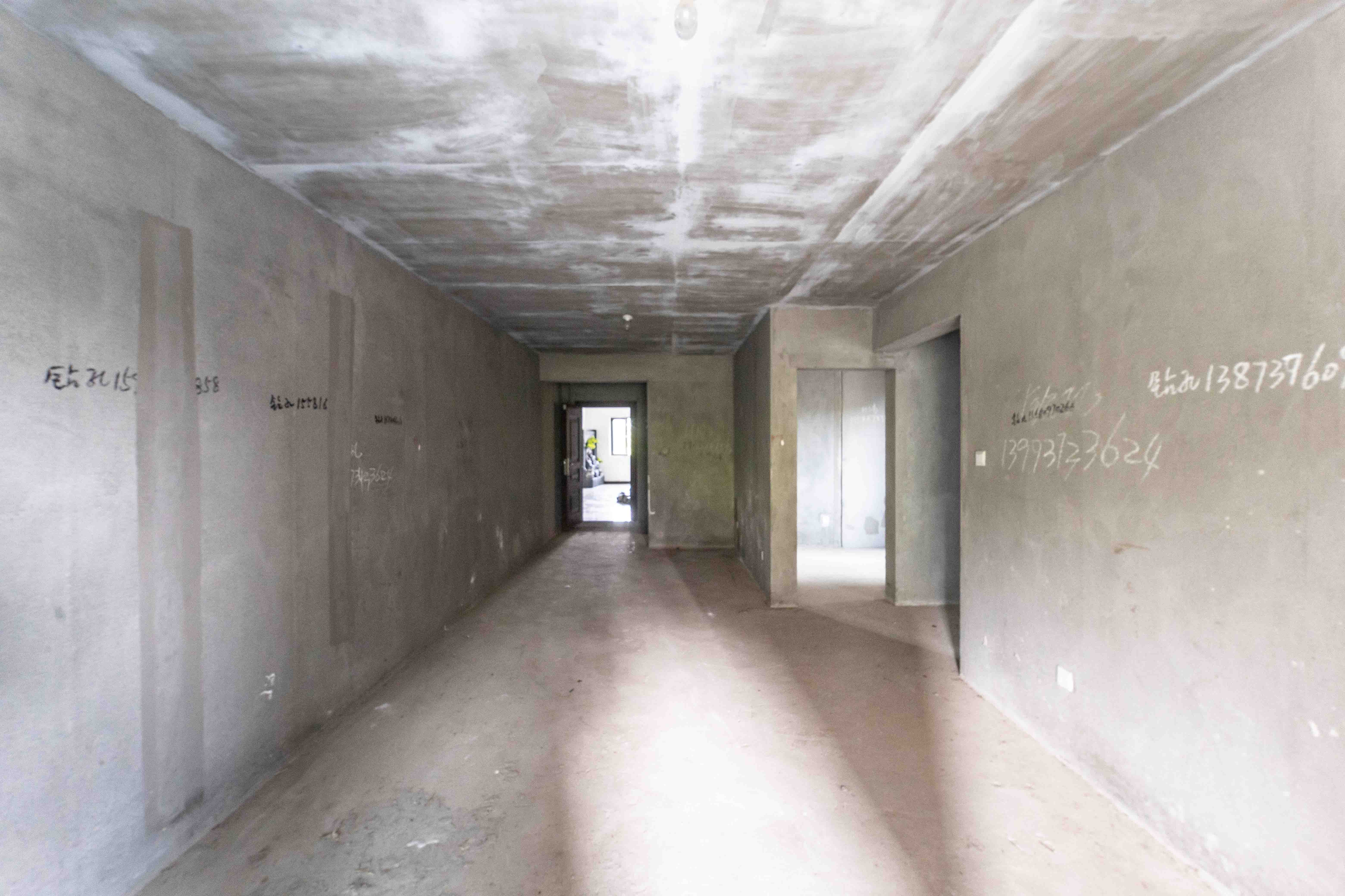 中欣楚天熙苑 2室1厅1卫 60.0万 中欣楚天熙苑 2室1厅1卫 60.0万客厅