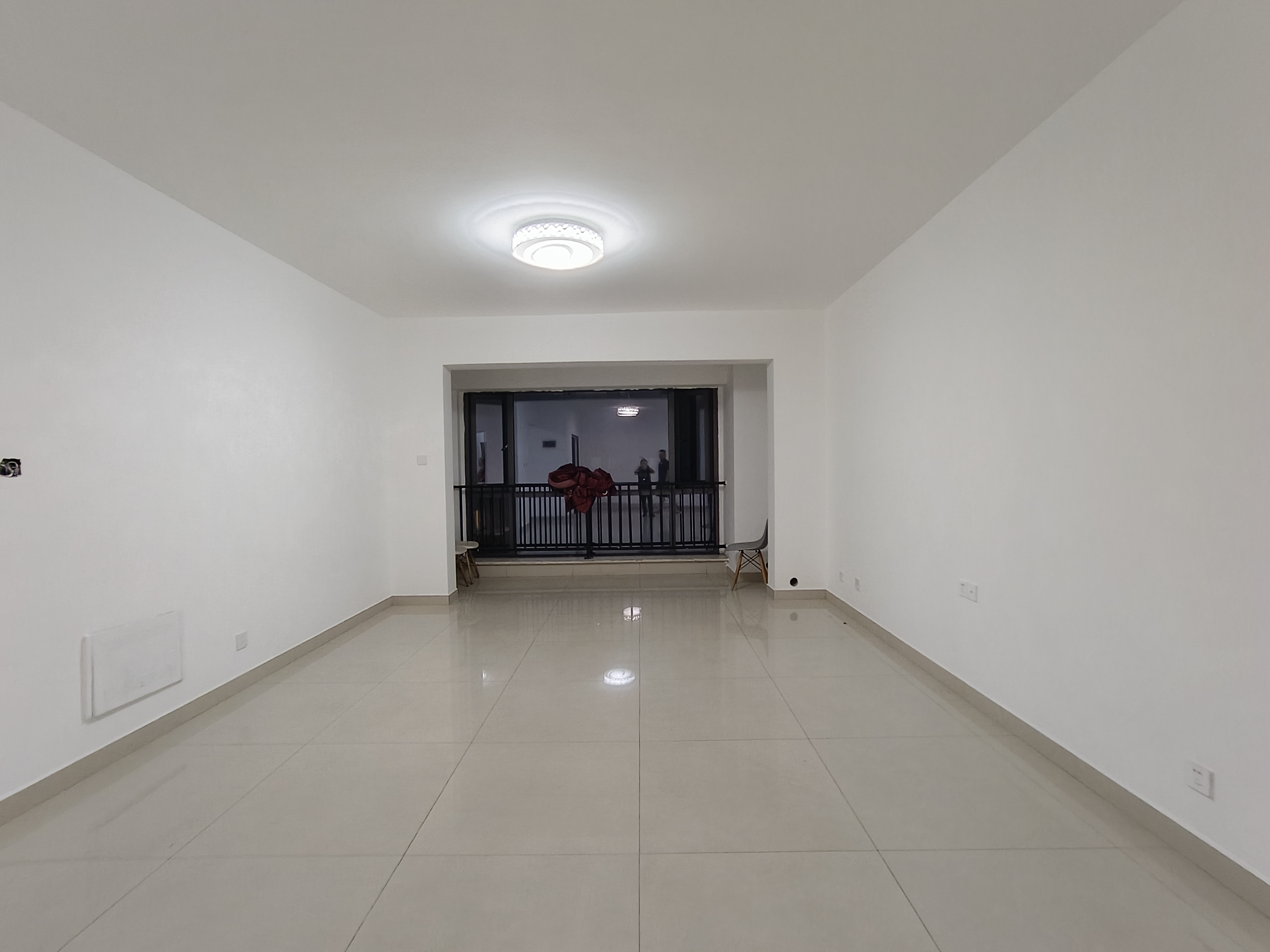 大汉希尔顿 4室2厅2卫 130.0万 大汉希尔顿 4室2厅2卫 130.0万室内图