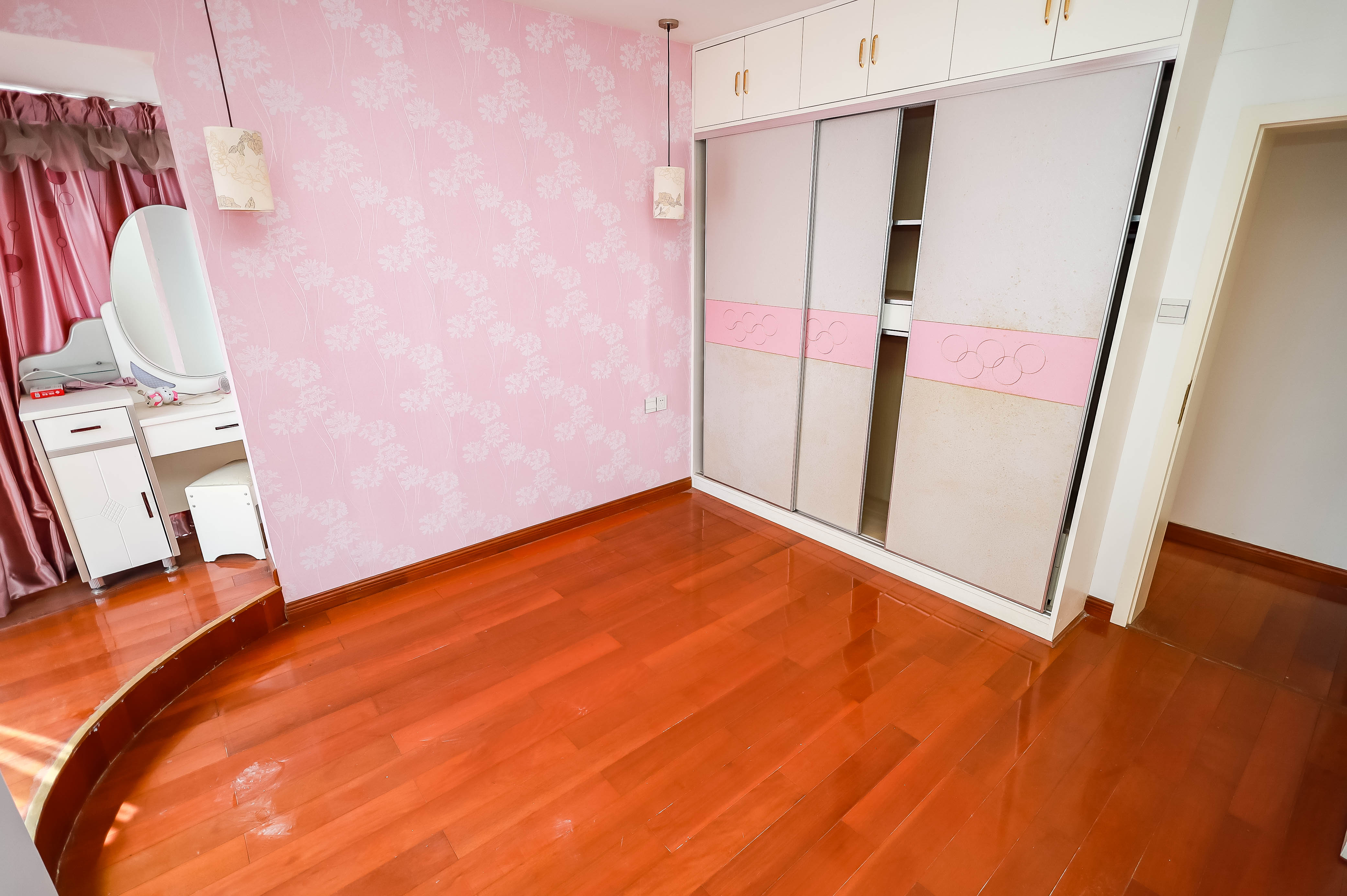 永祺西京  2室2厅1卫   113.00万卧室