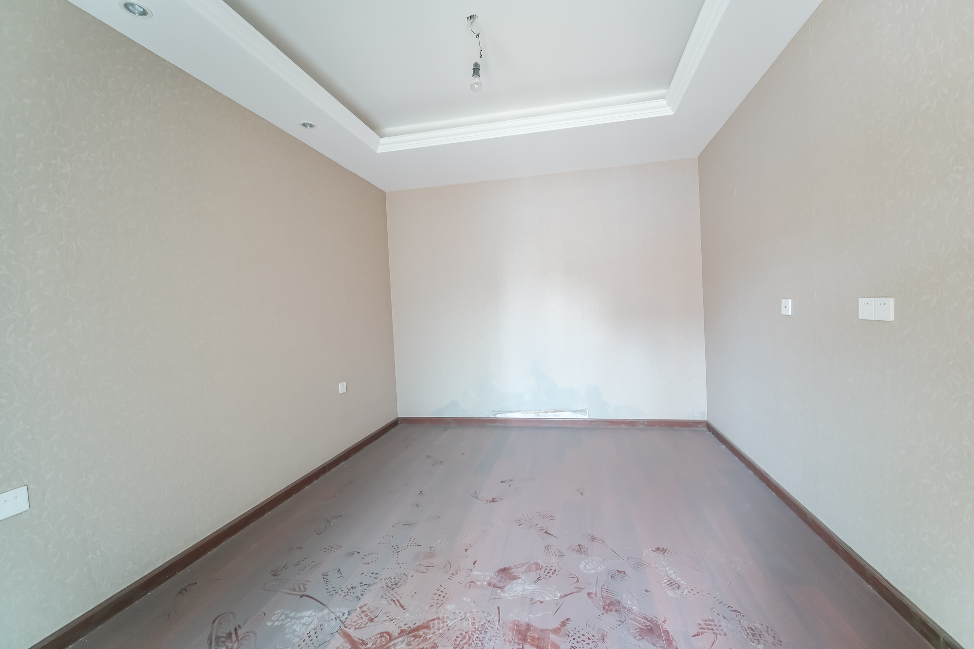 郡原居里 1室1厅1卫 36.0万 郡原居里 1室1厅1卫 36.0万卧室