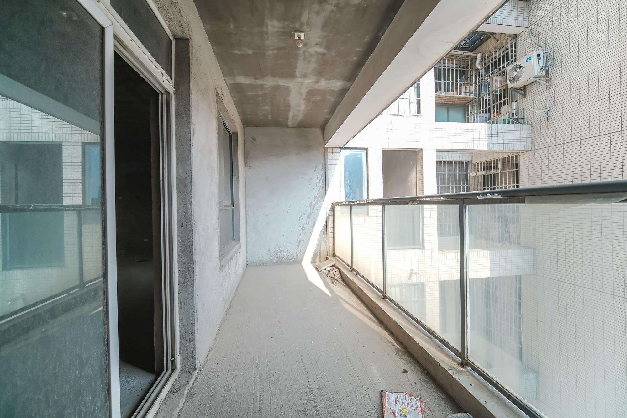 花样年华  1室2厅1卫    89.0万 花样年华  1室2厅1卫    89.0万阳台