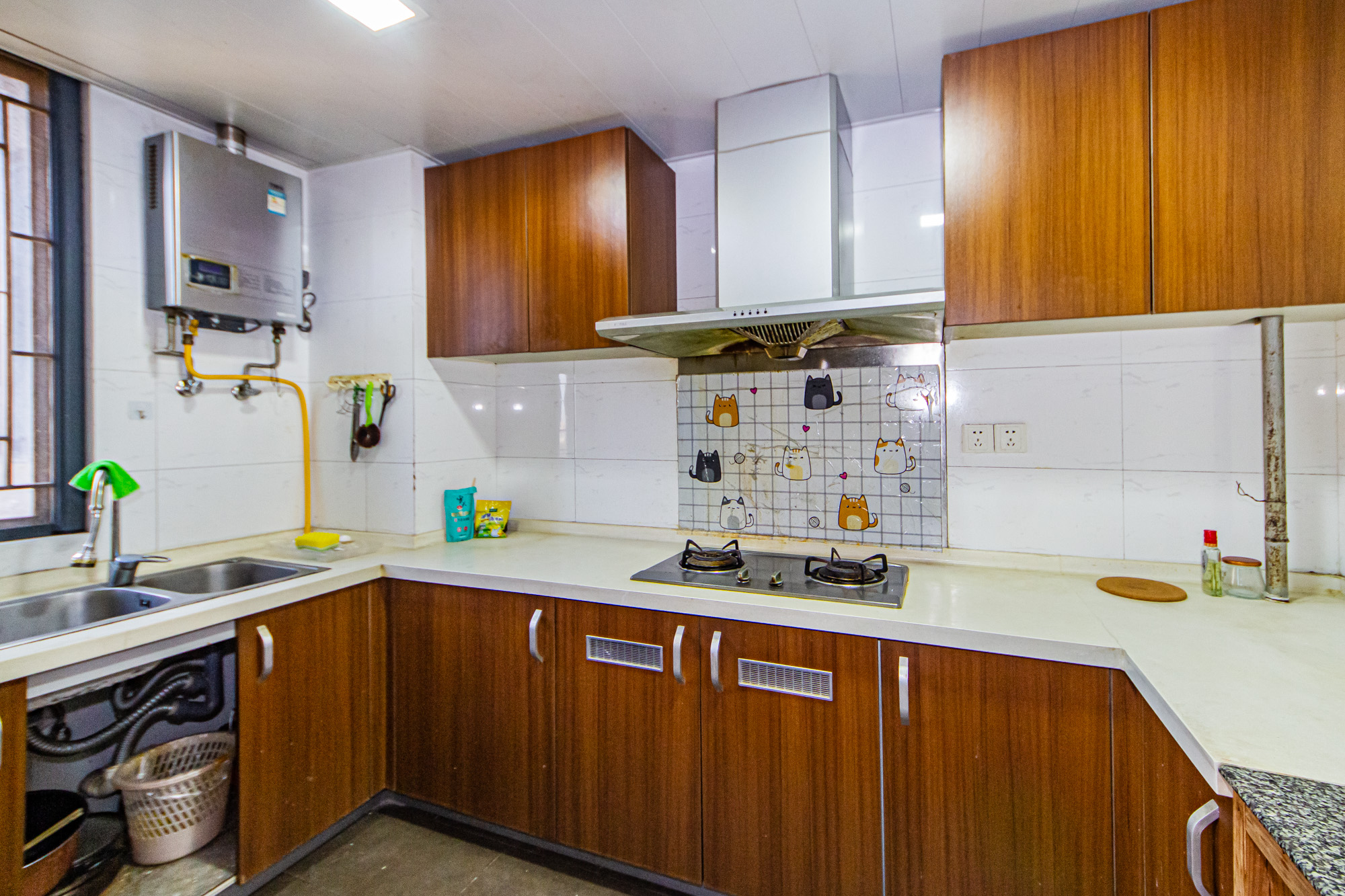 万科城  3室2厅2卫    120.0万 万科城  3室2厅2卫    120.0万厨房